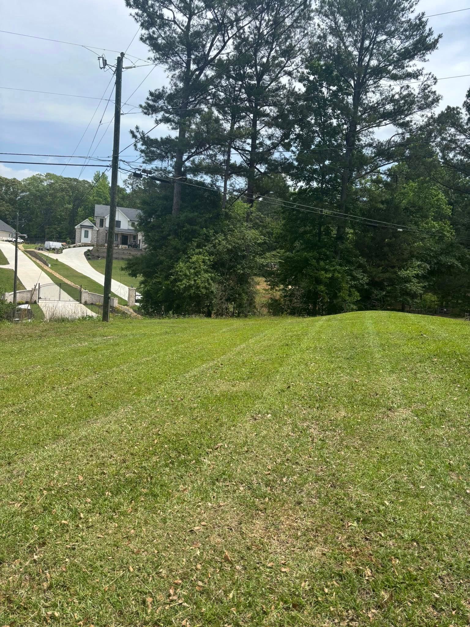  for Eady’s Lawn Care in Winder, GA