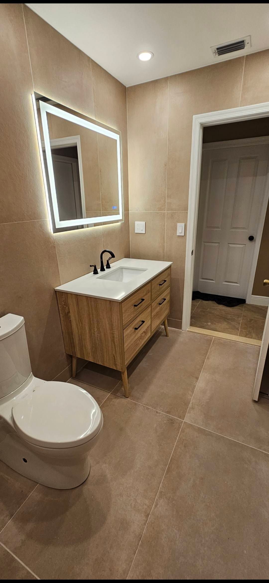  for Call Me Handy in Hialeah, FL