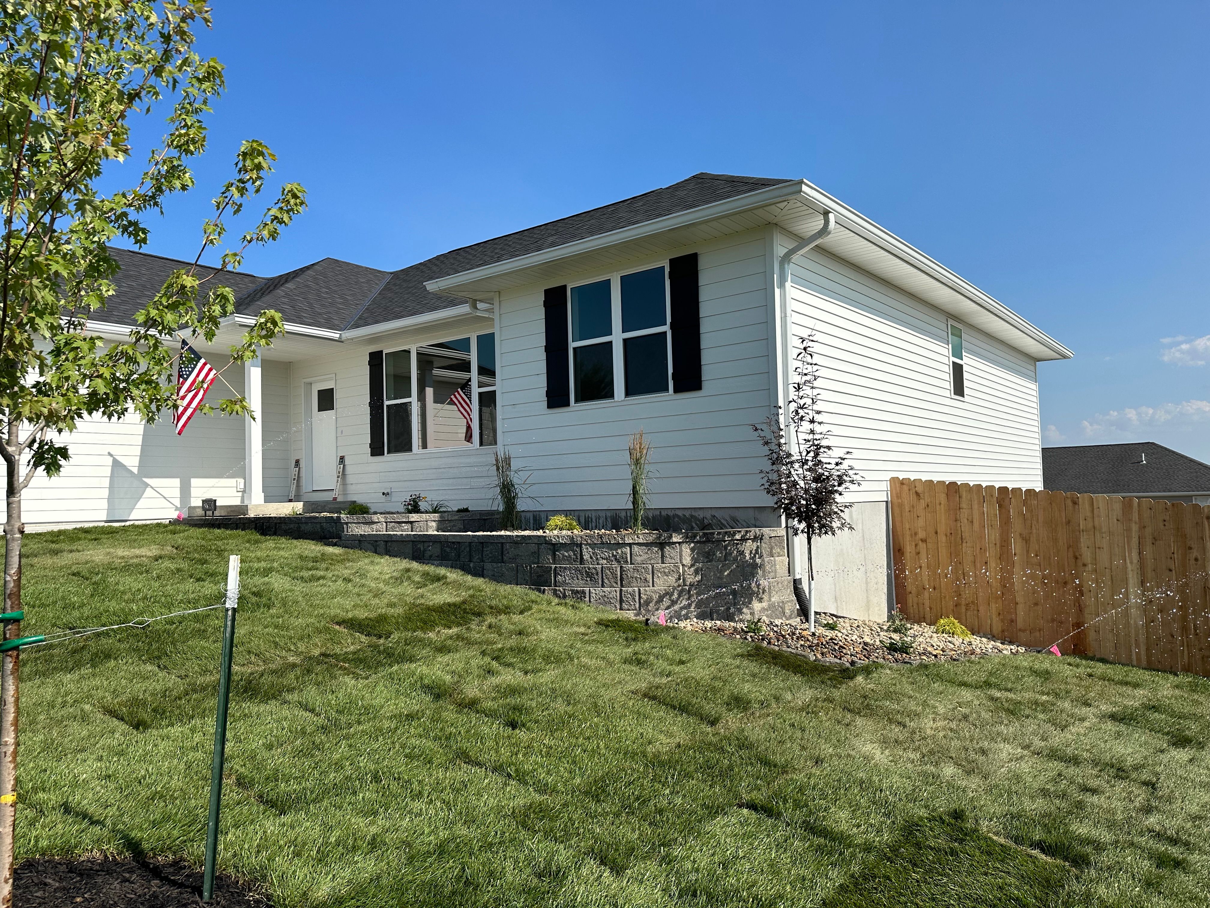  for Thomas' Lawn Care in Maryville, MO