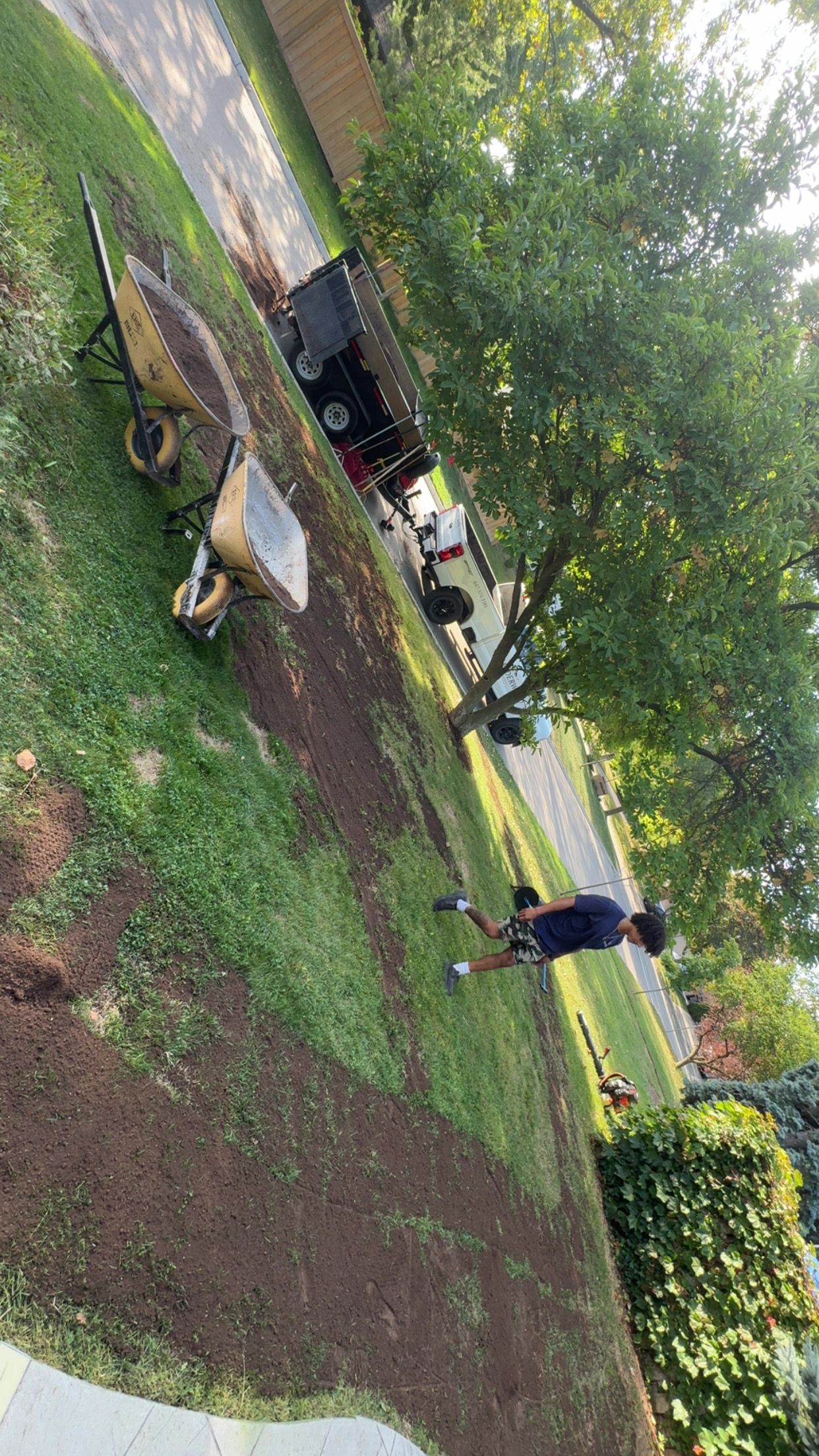 Garden Maintenance & Planting for Calderwood Landscapes in Oakville, ON