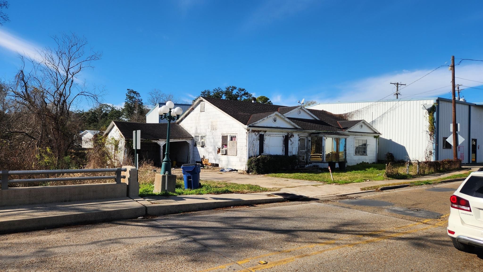  for Ken's Elite Cutters LLC  in Breaux Bridge, LA