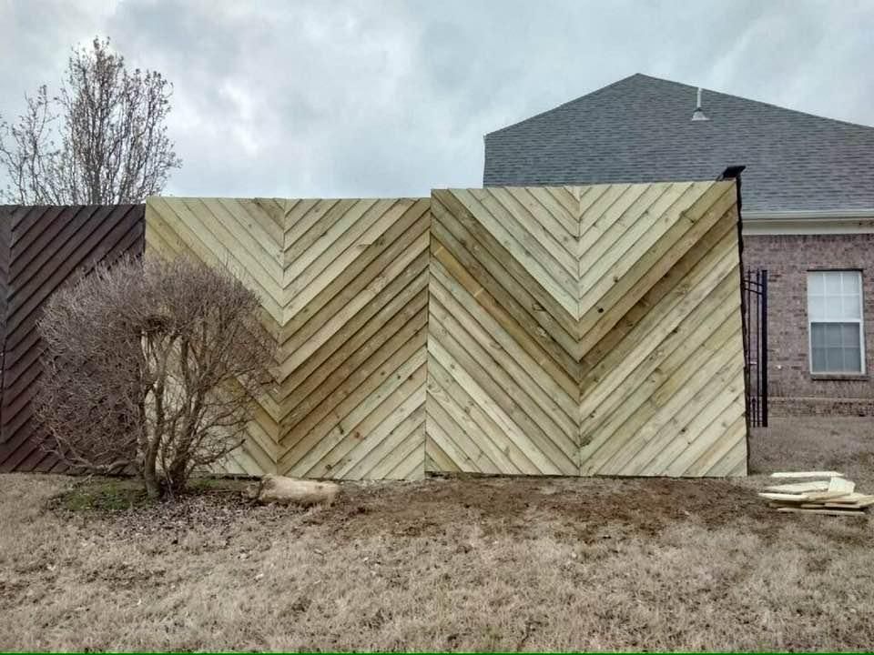  for Manning Fence, LLC in Hernando, MS