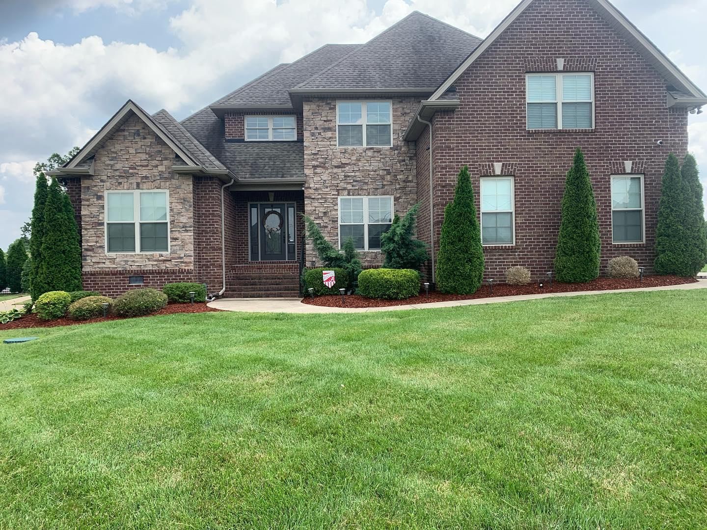  for The Right Price Right Choice Lawn Care Services in Murfreesboro, TN