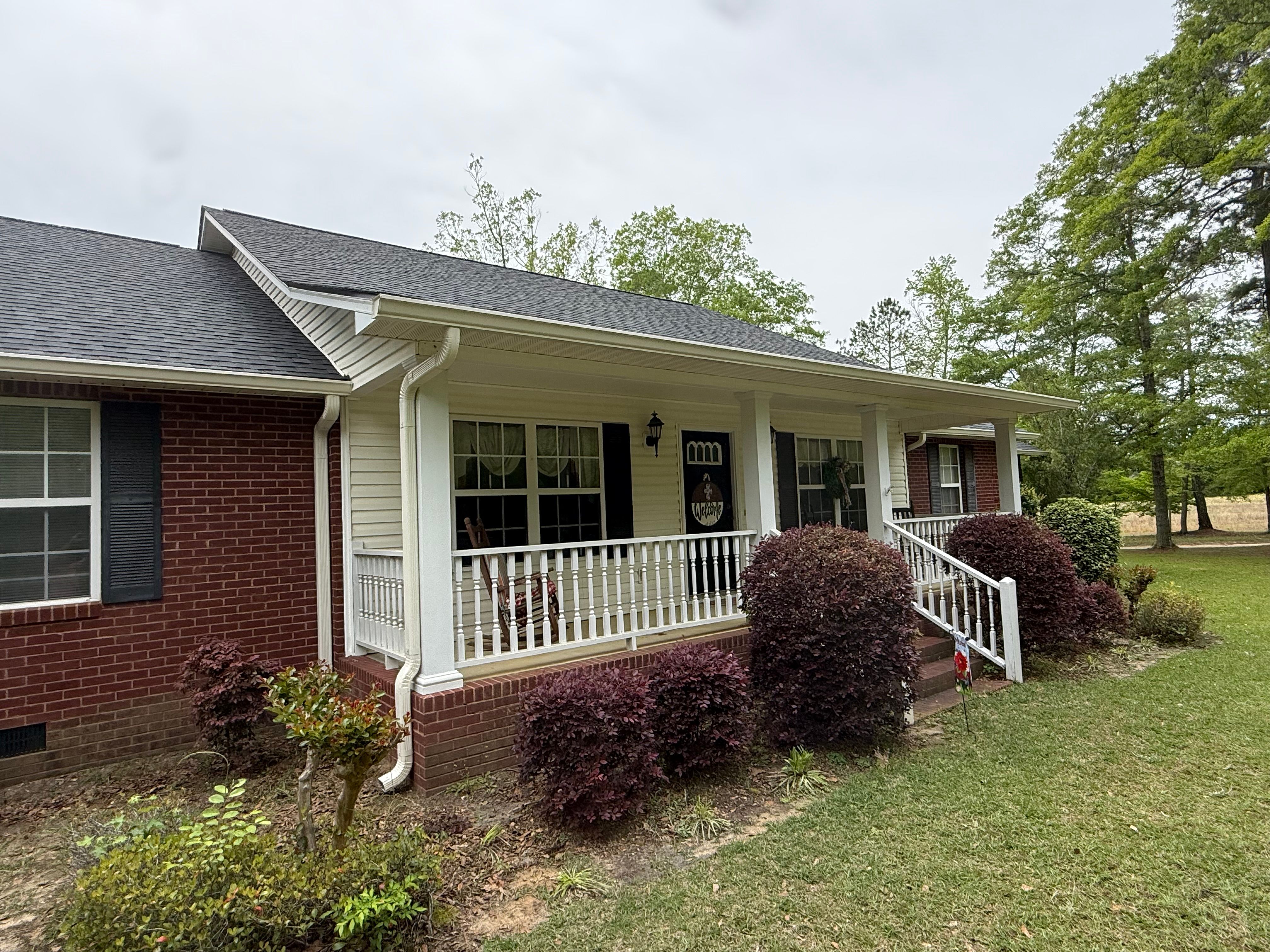  for Dollar Roofing & Gutters in Jeffersonville, GA