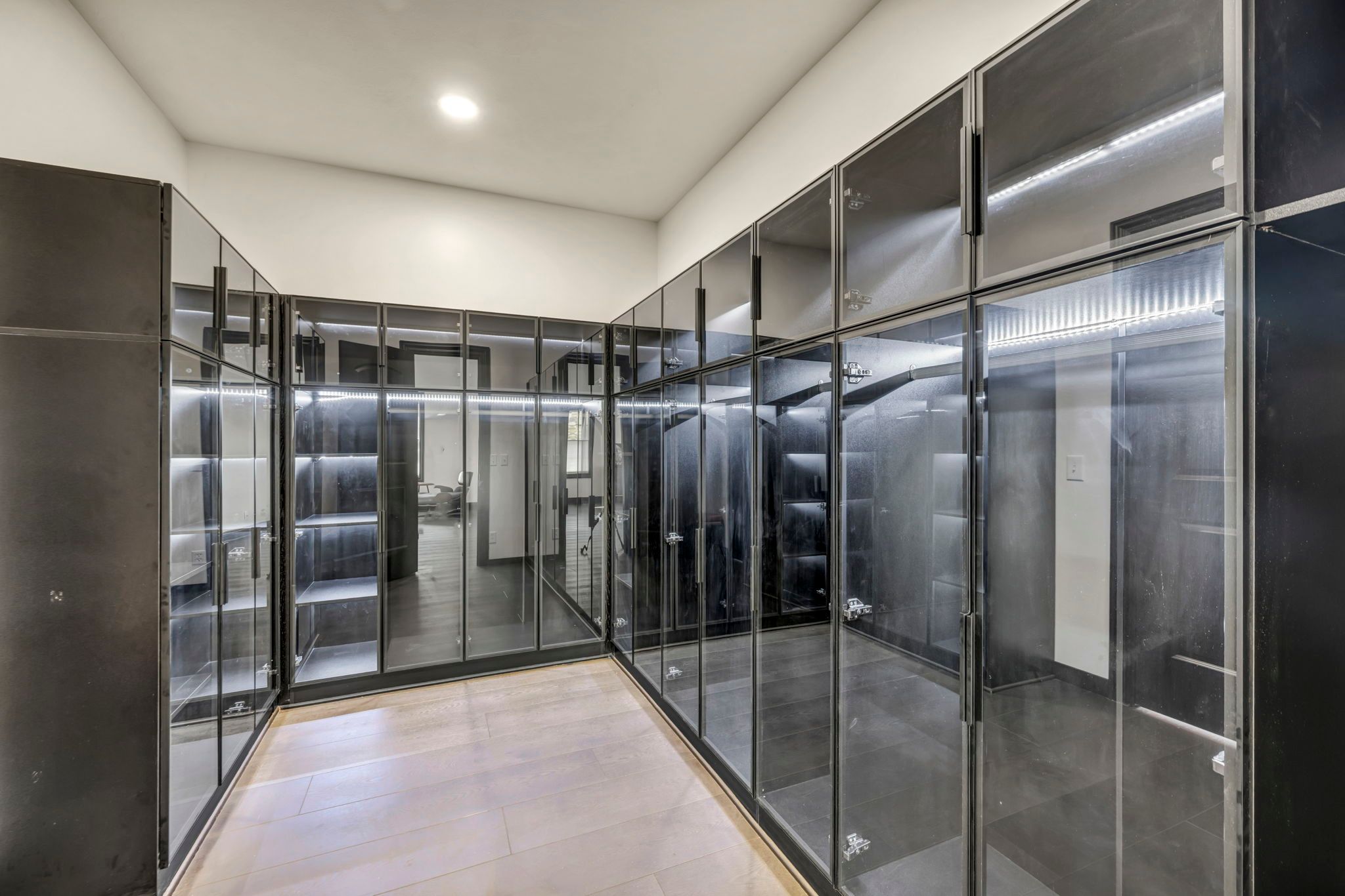  for ForeverHome RE in Cleveland, OH