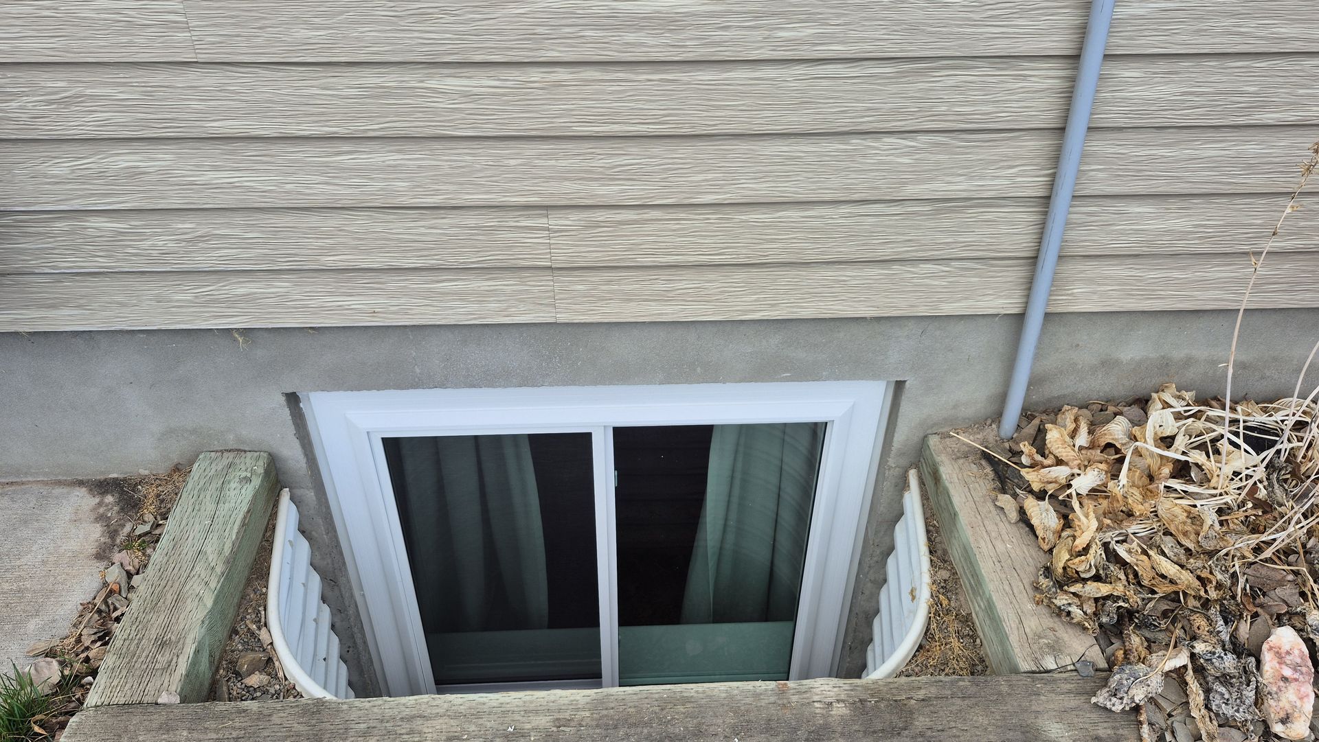  for Vivid Windows in Centerville, UT