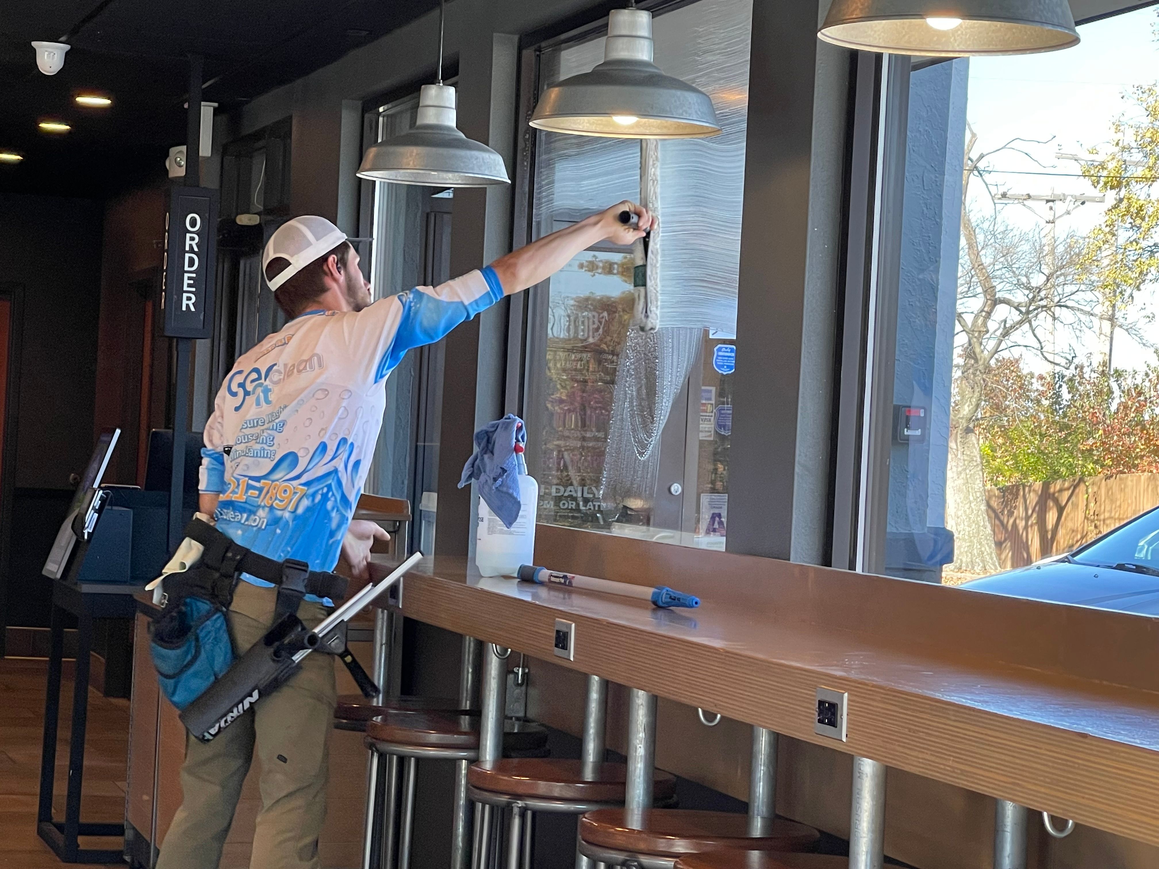  for See2it Clean in St Louis, MO