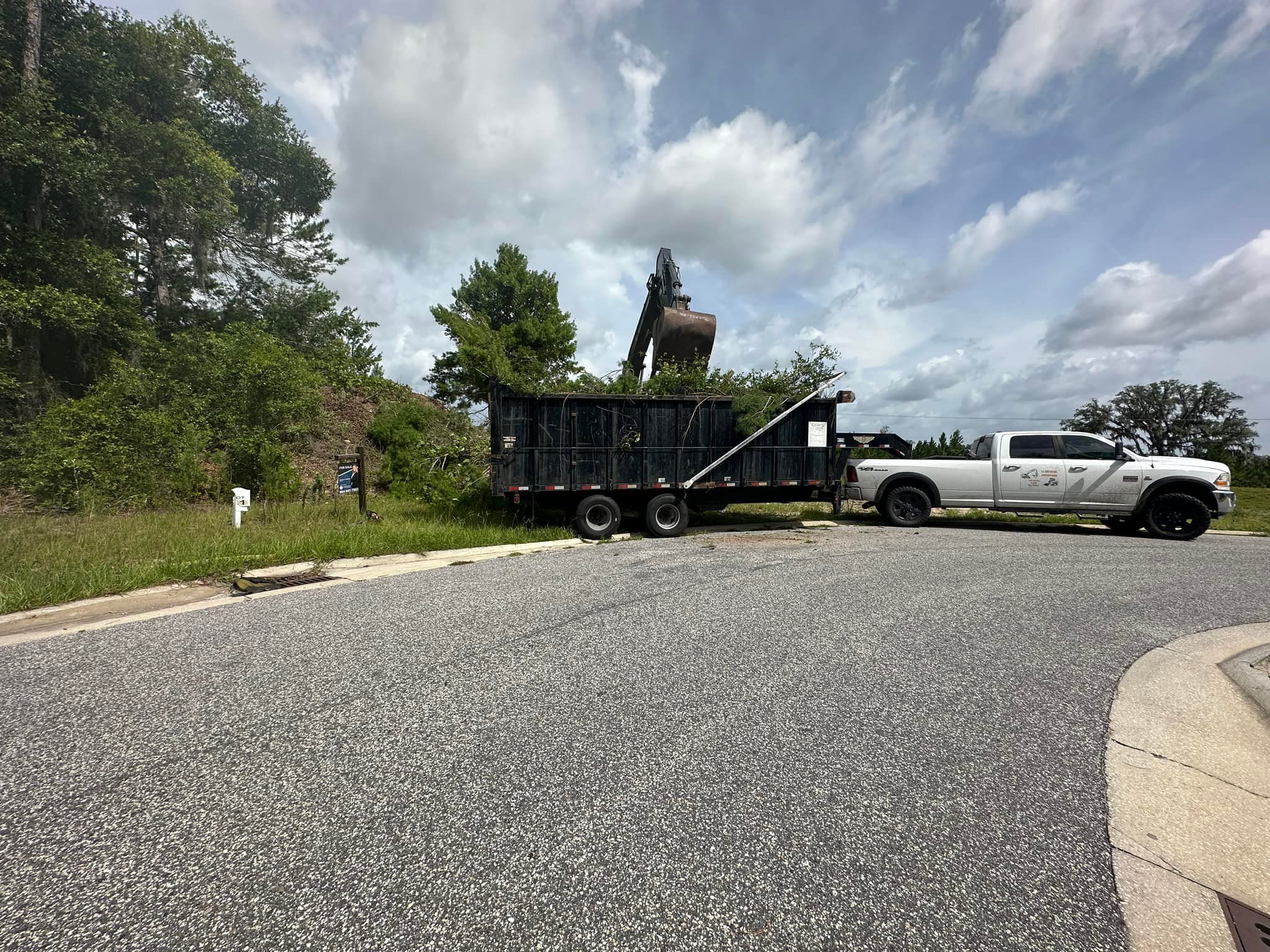 Excavating Company for CJ Dirtwork in Crescent City, FL