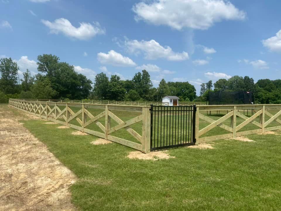  for Manning Fence, LLC in Hernando, MS