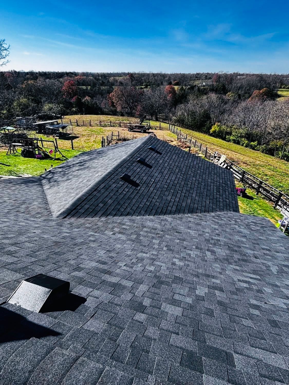 Roofing for Primetime Roofing  in Winchester, KY