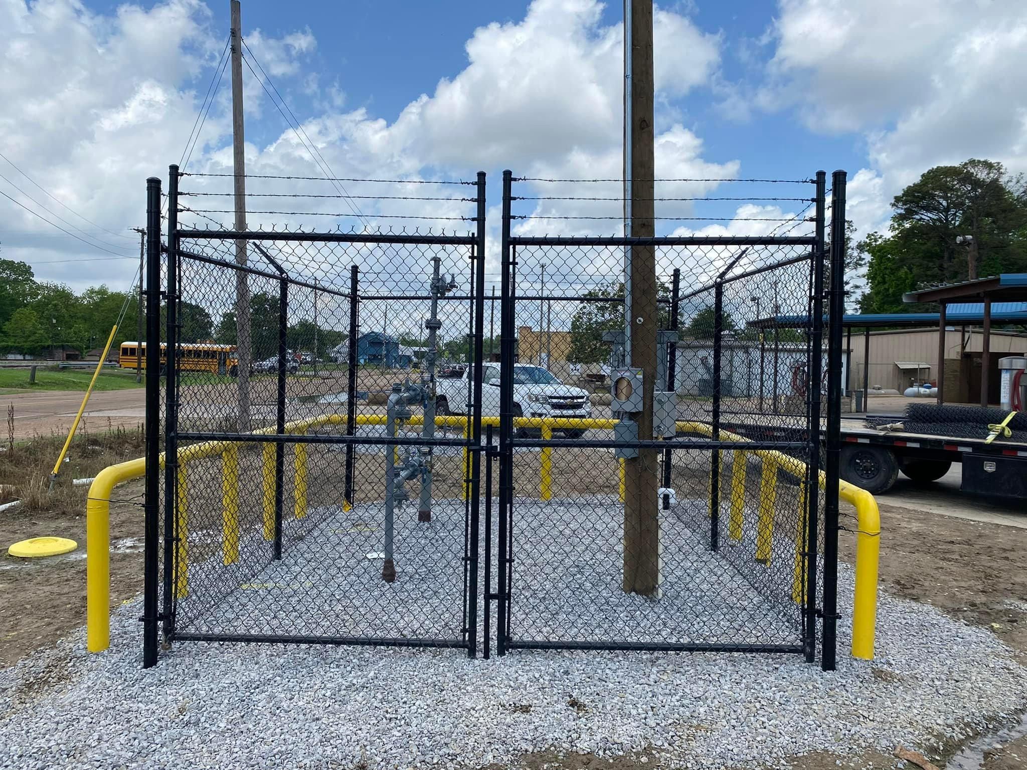  for Manning Fence, LLC in Hernando, MS