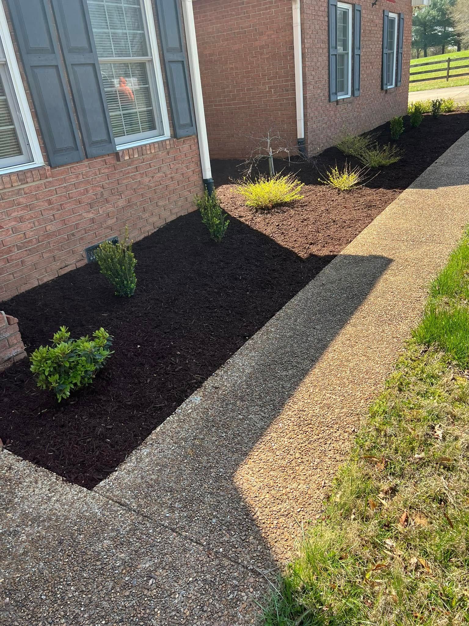 Landscaping Lawn Care for Elrod’s Lawn Care and Landscape in Portland, TN