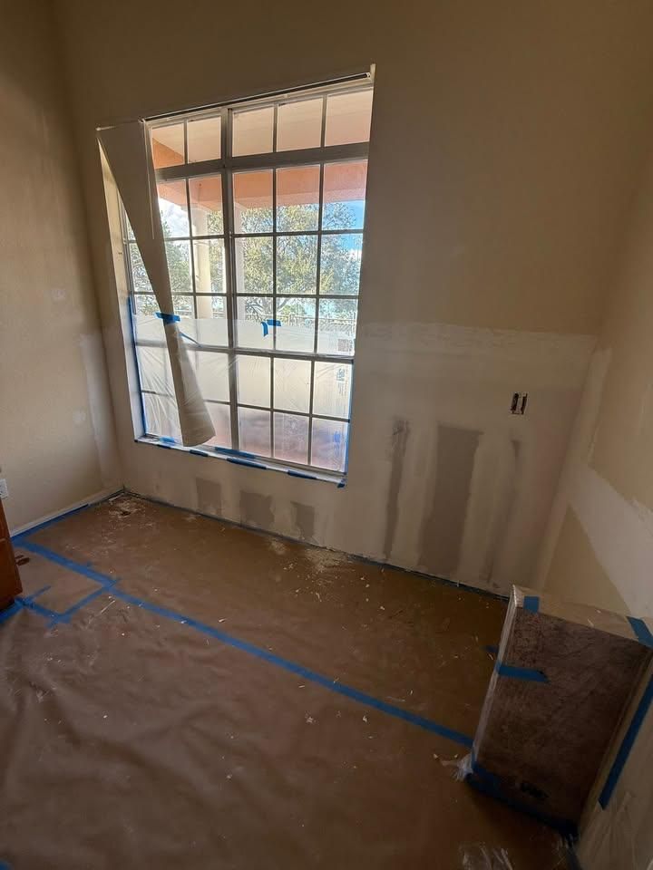  for Escorpio Painting in Tampa, FL