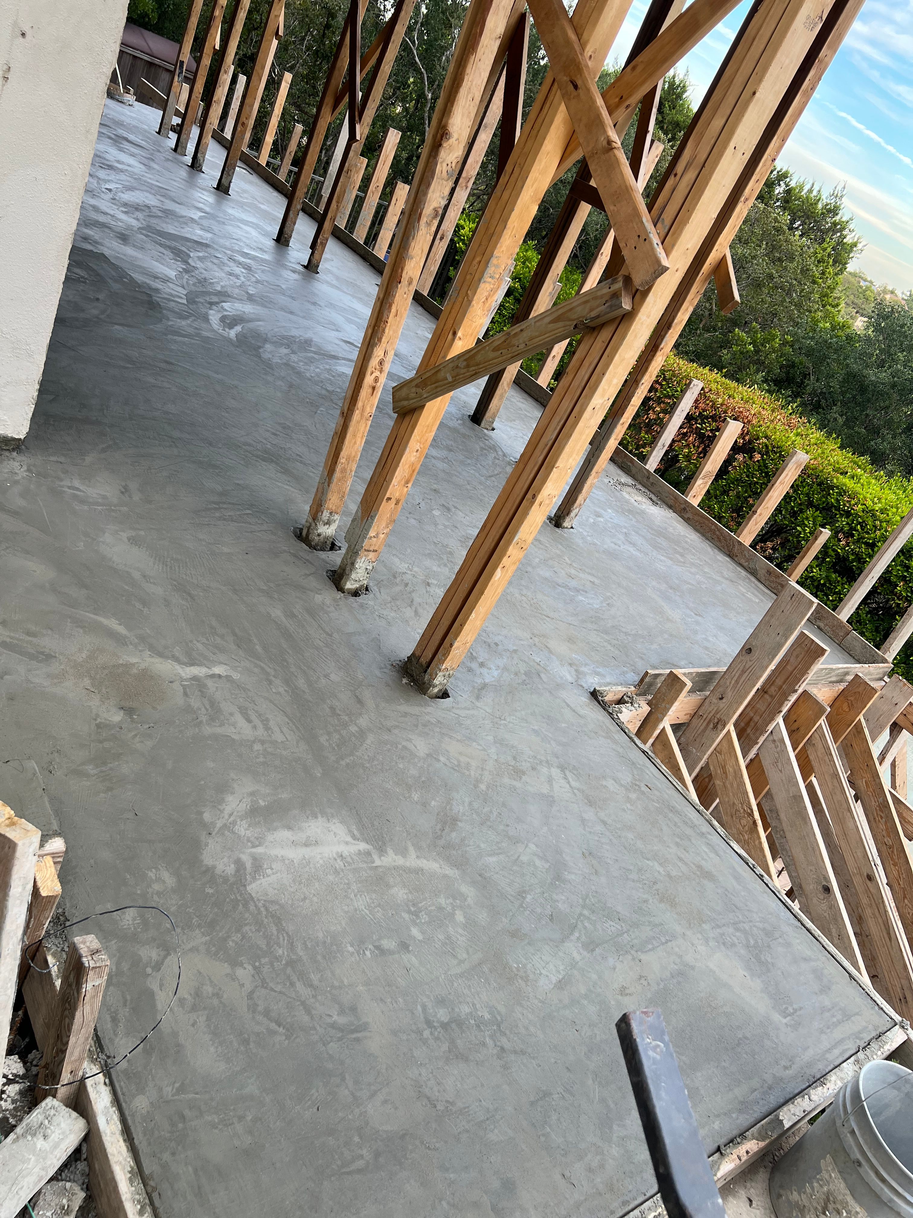  for Leo's Concrete Crew in Elgin, TX