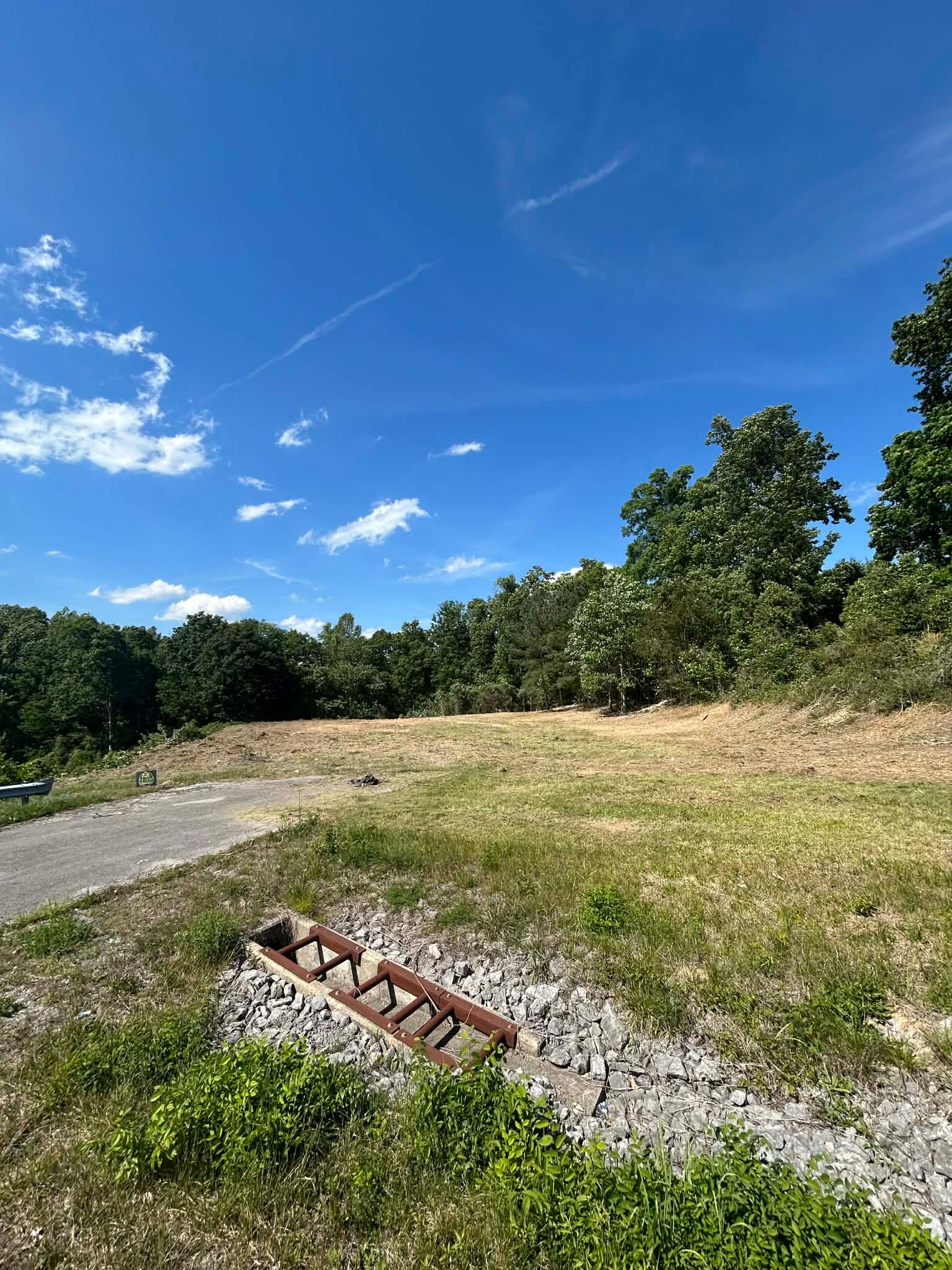  for Z's Land Management & Forestry Mulching in Smithville, TN