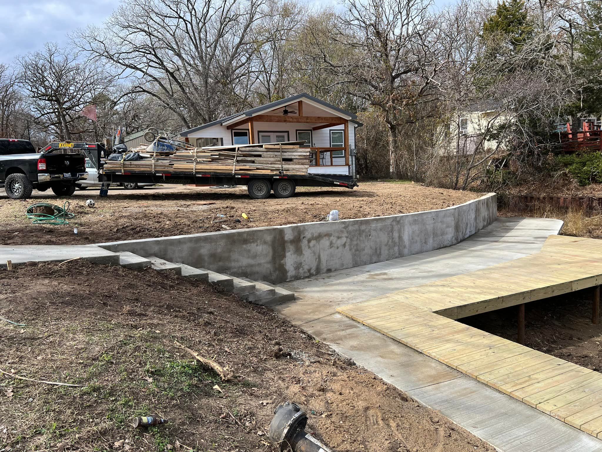  for Javonnies Concrete Services LLC in Gun Barrel City, TX