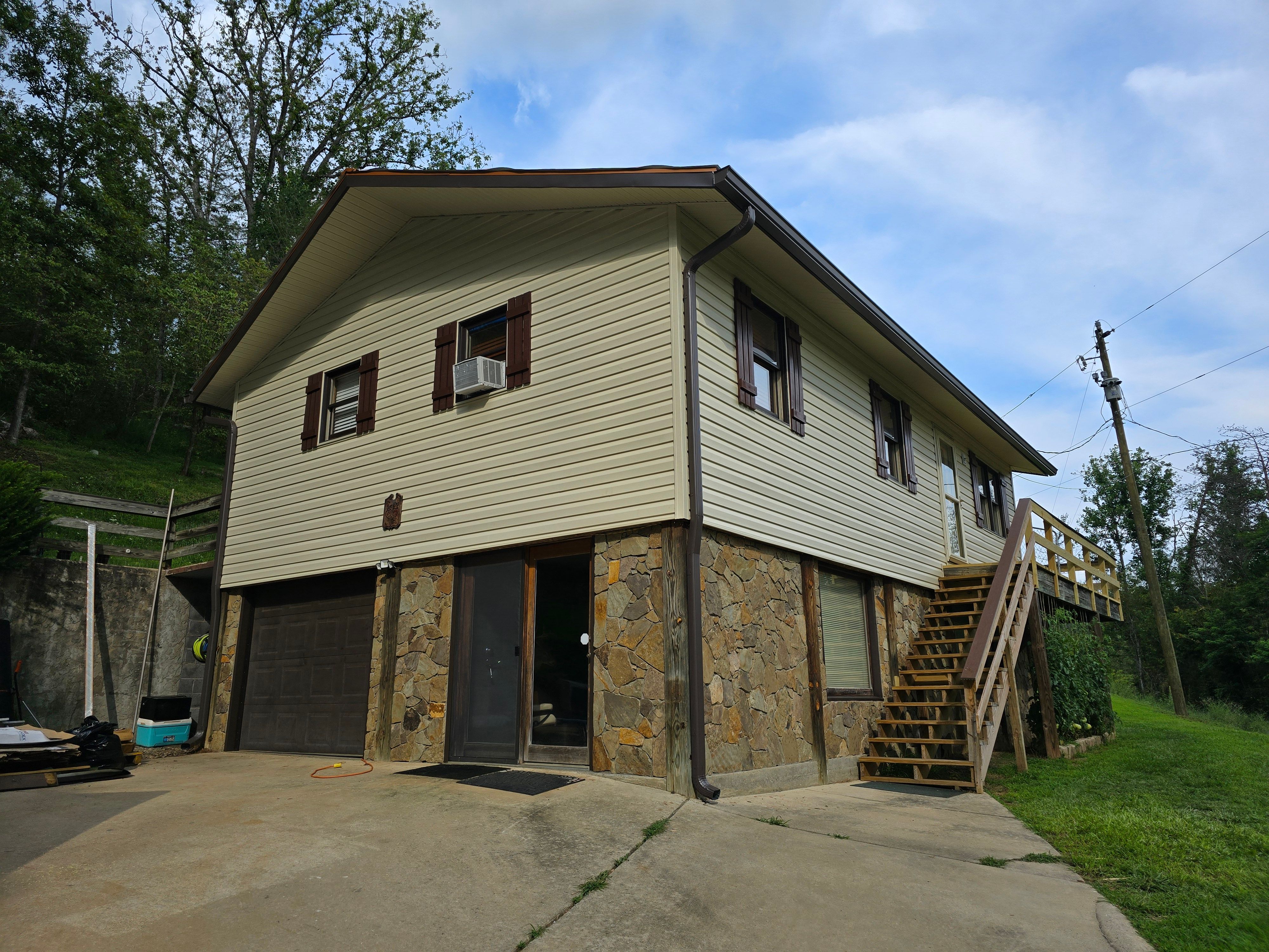  for Dotson Seamless Guttering LLC in Mars Hill, NC