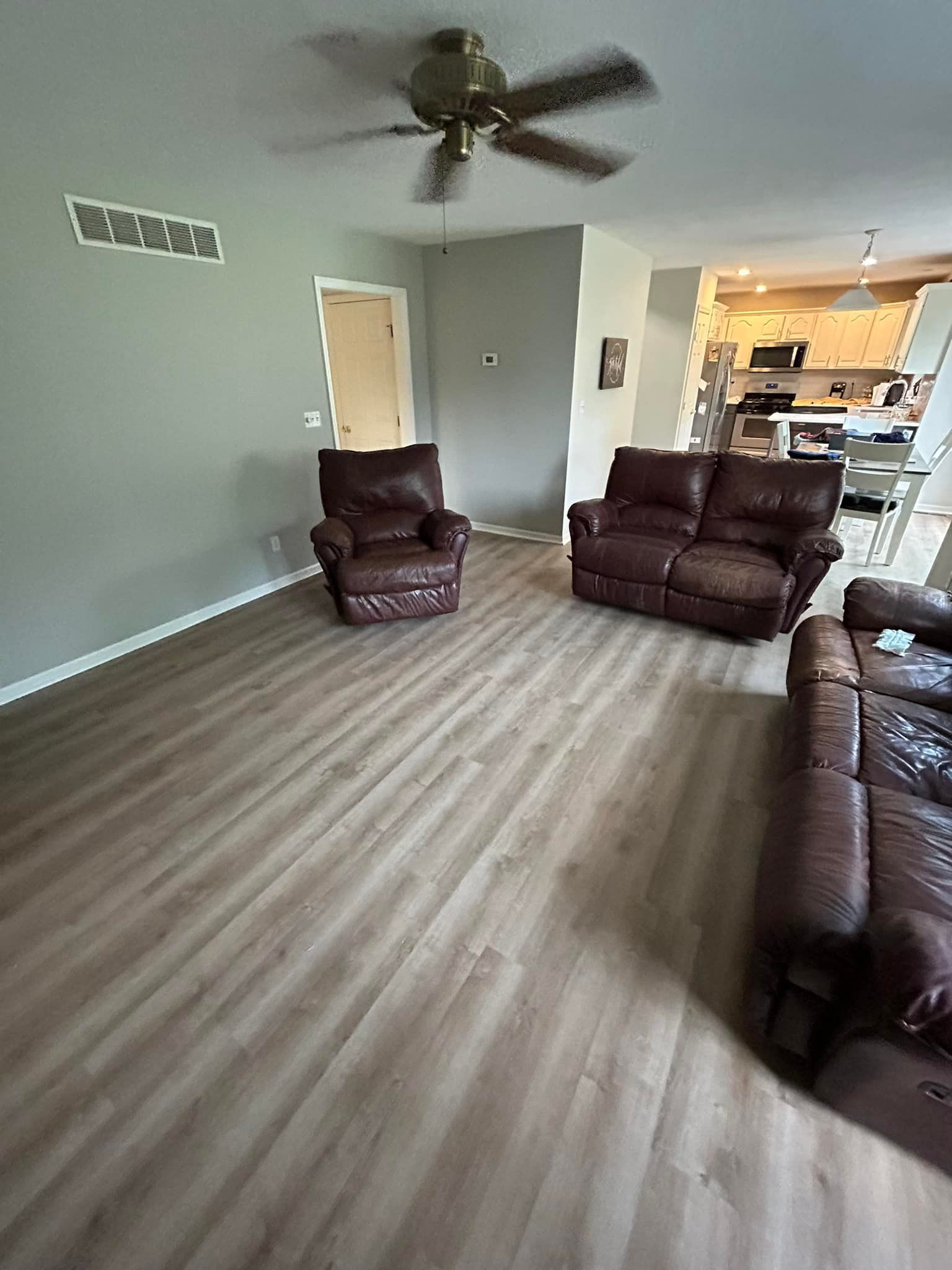  for New Look Flooring in Toledo, OH