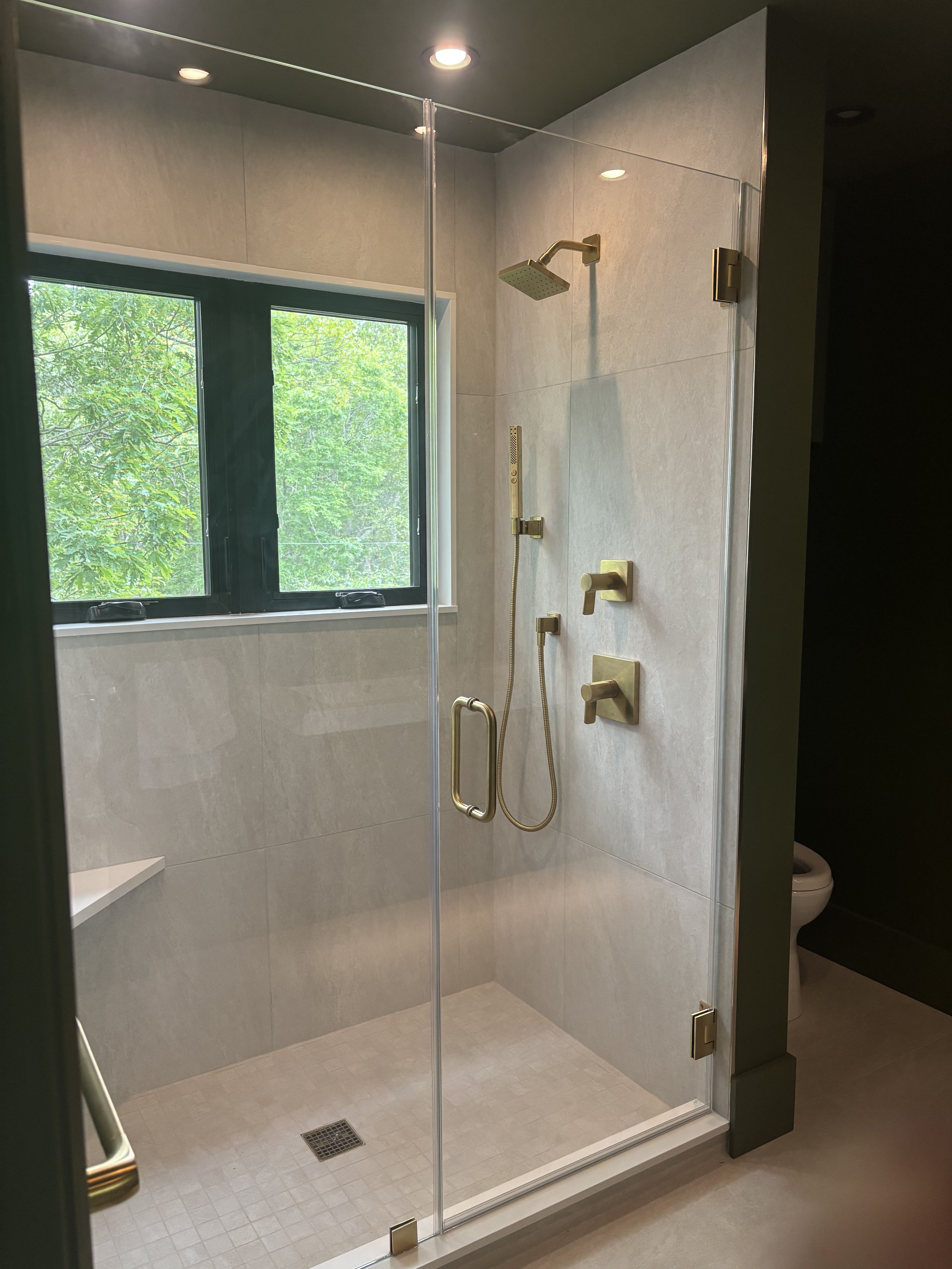  for New Vision Contracting in Suffolk County, NY