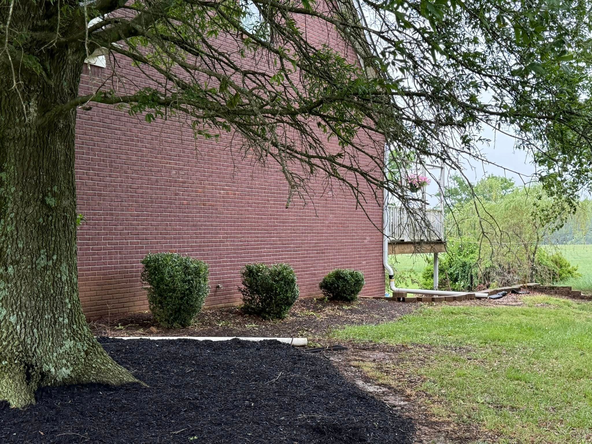  for Gonzales Lawn & Landscapes in Lawrenceburg, TN
