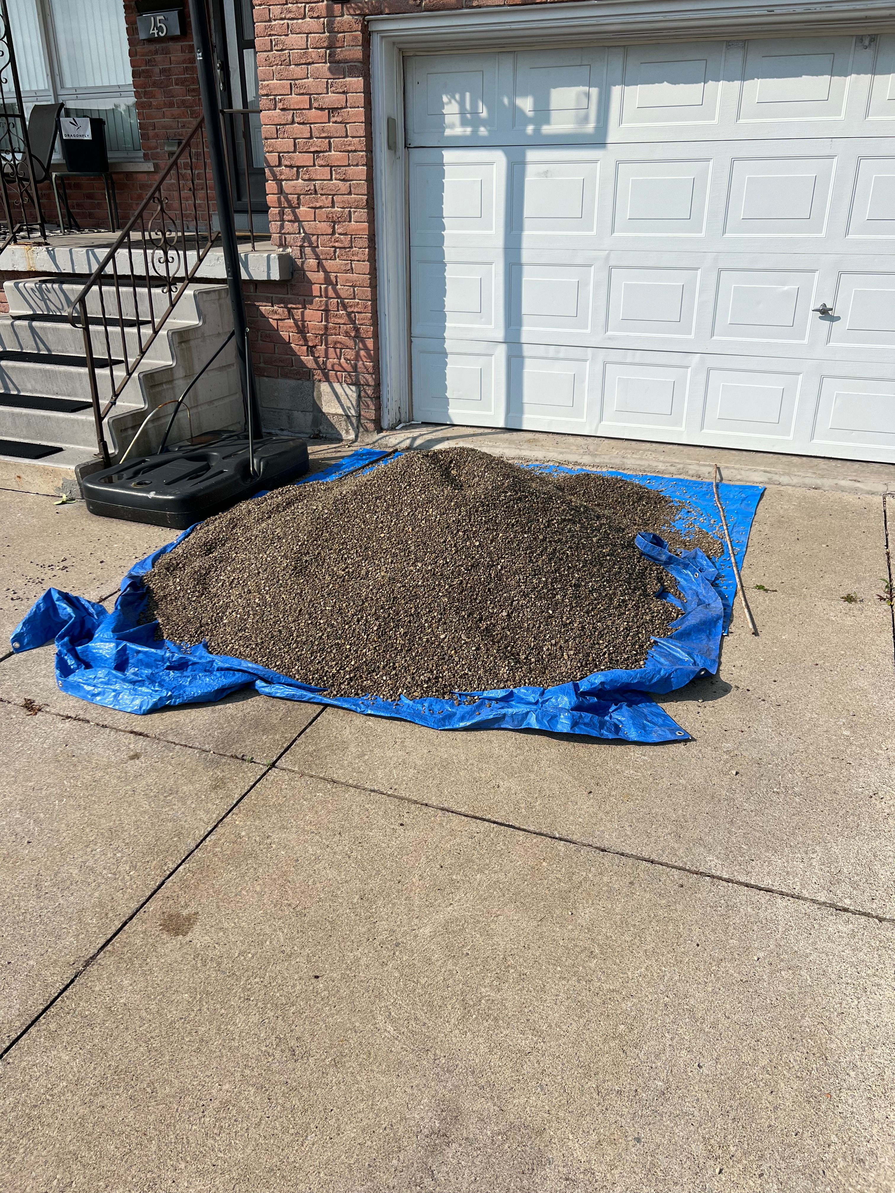  for CMN Exterior Maintenance in Hamilton, ON