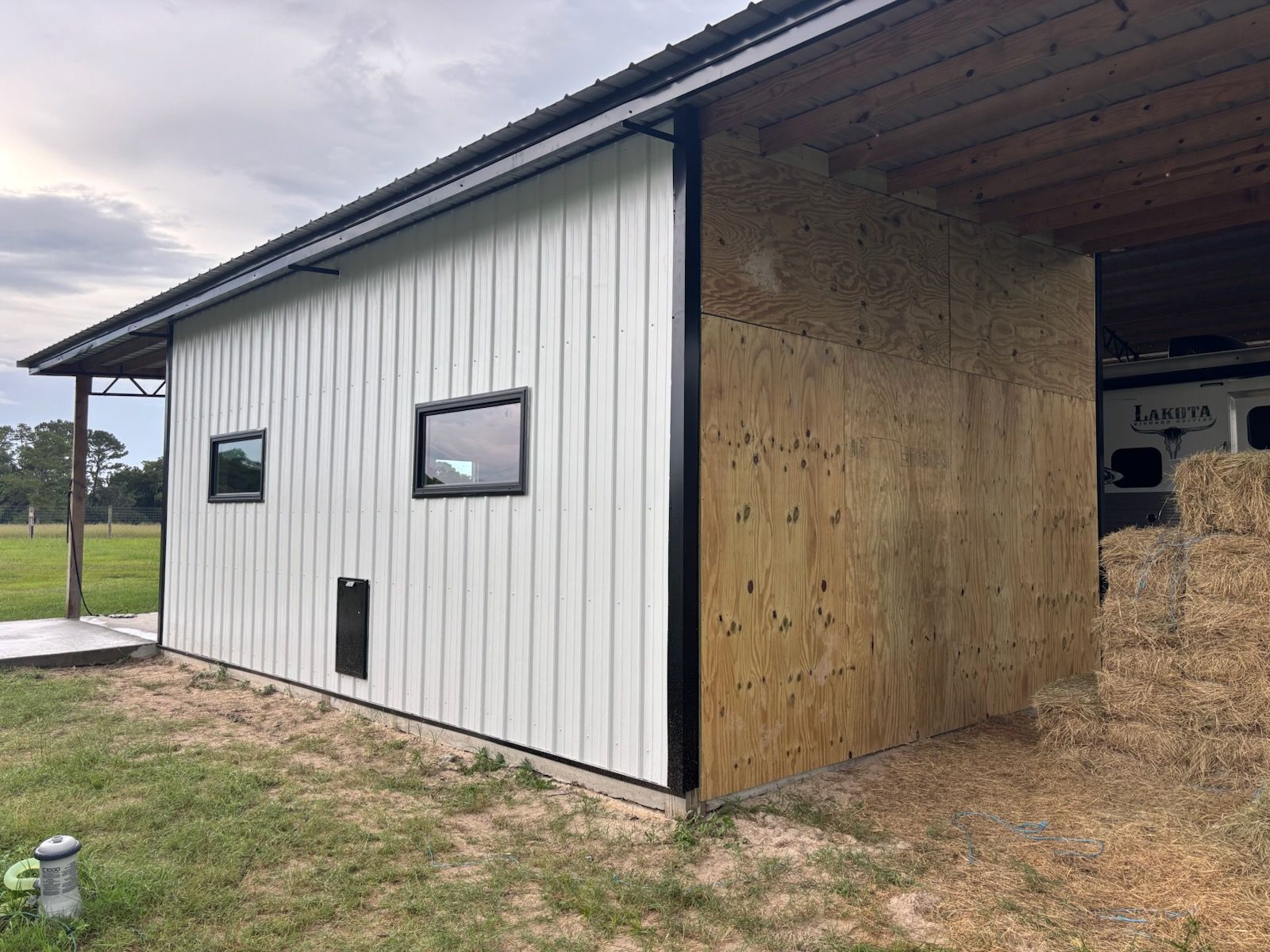 All Photos for CR Renovations and Maintenance in Bell, FL