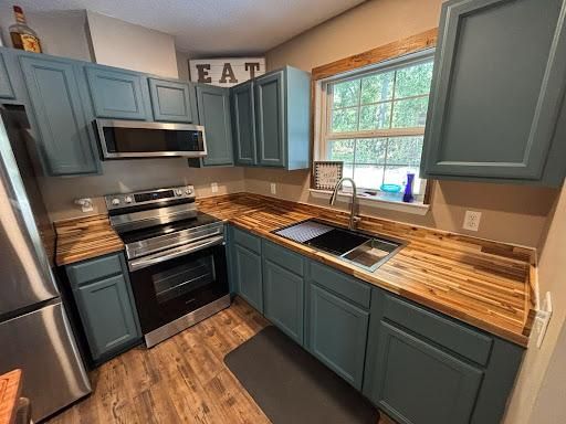 All Photos for CR Renovations and Maintenance in Bell, FL