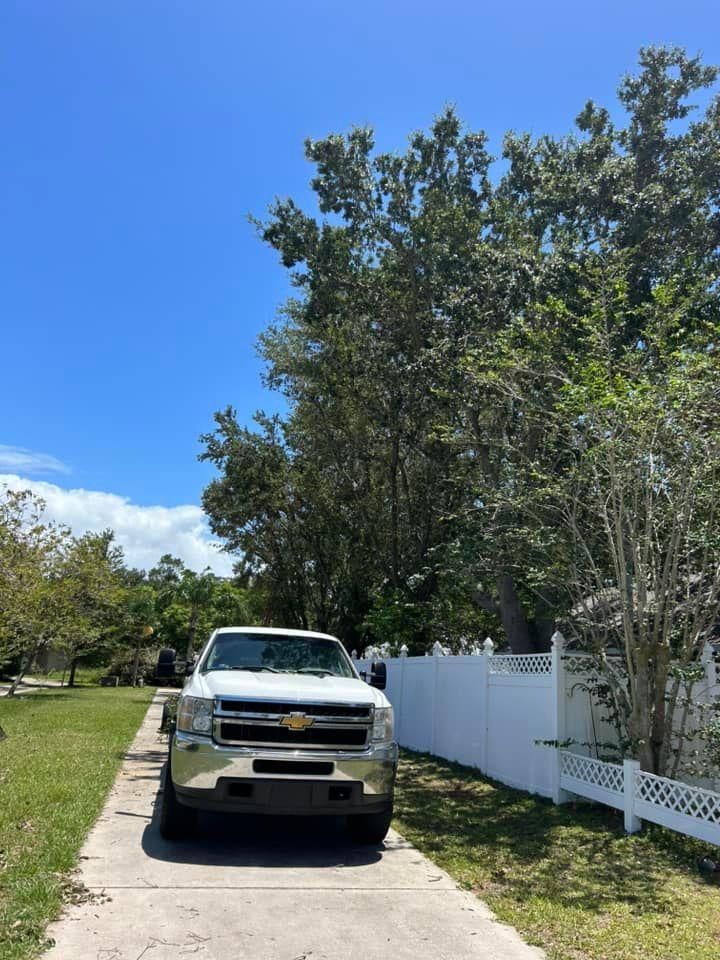 All Photos for Estrada All Pro Lawn Service in Auburndale, Florida