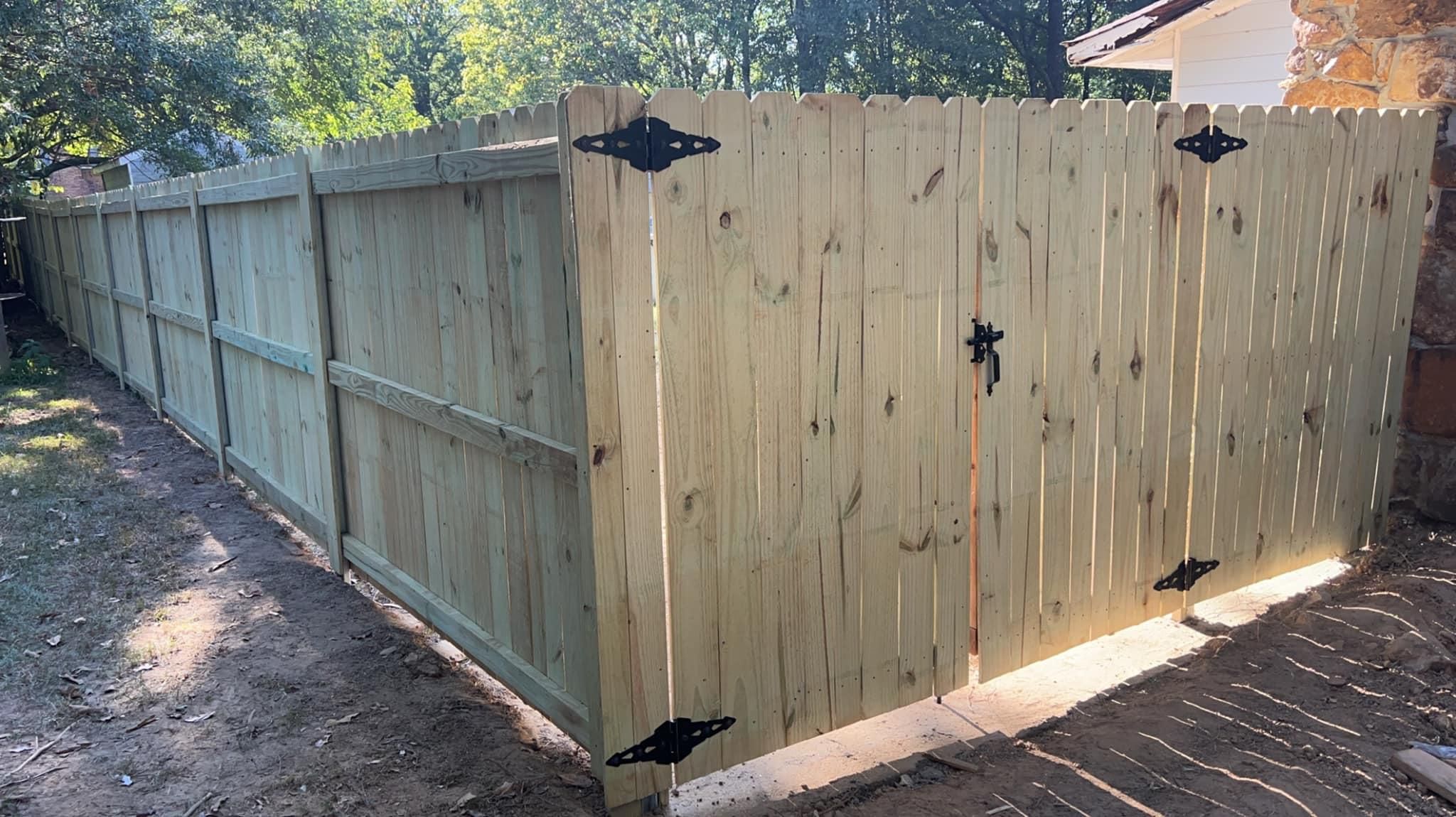  for Manning Fence, LLC in Hernando, MS