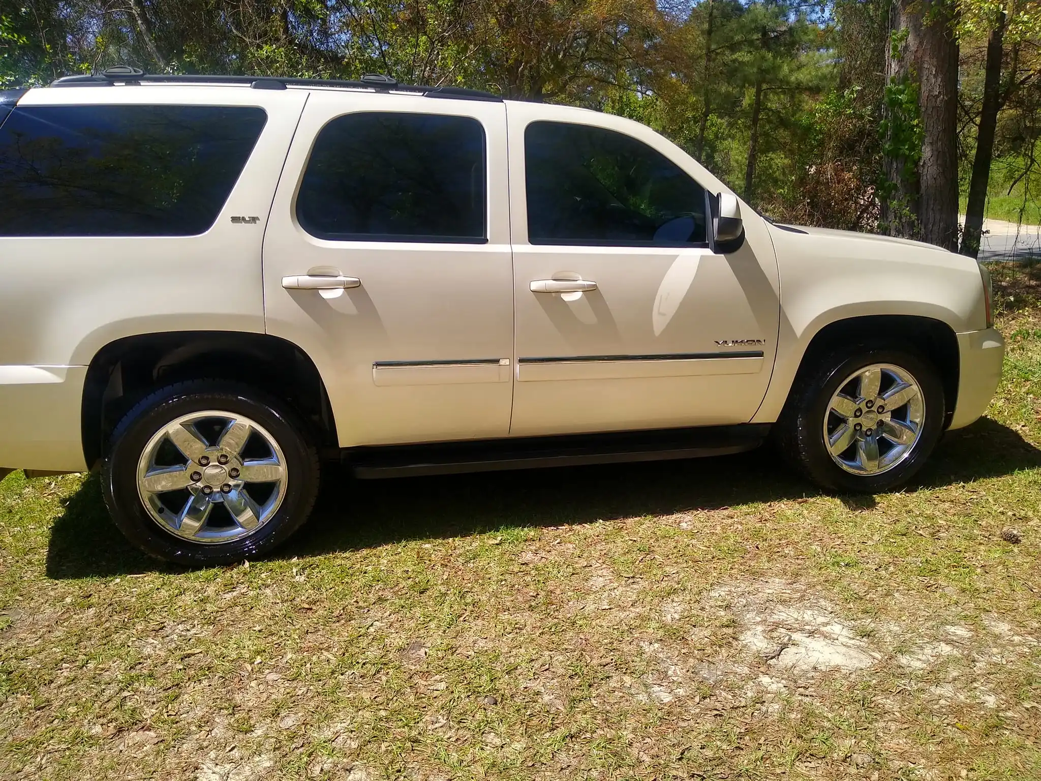 Exterior Detailing for RH Strictly Business Auto Detailing and Pressure Washing in Warner Robins, GA
