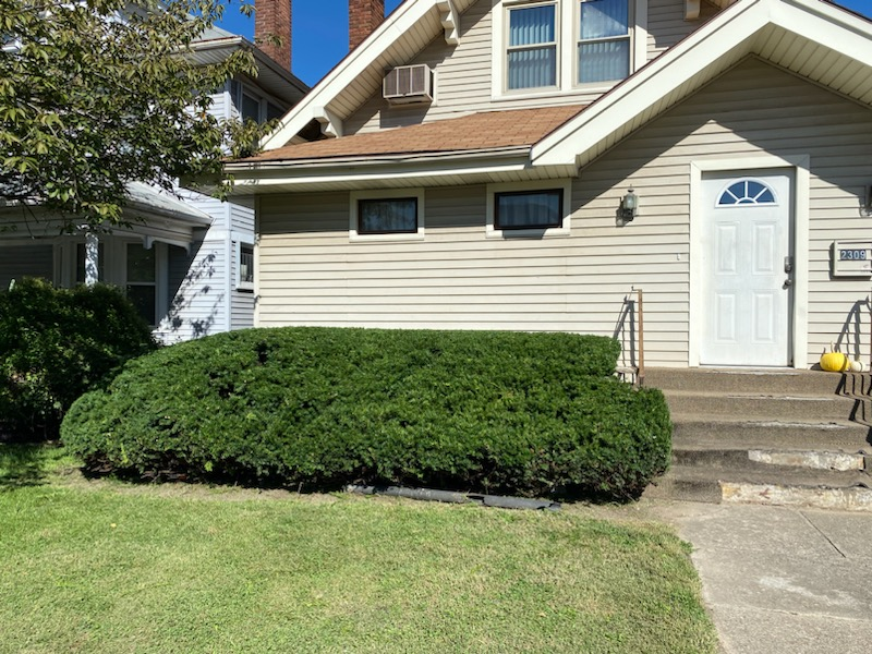 Snow Plowing for Robbie's Lawn Care, LLC in Middletown, OH