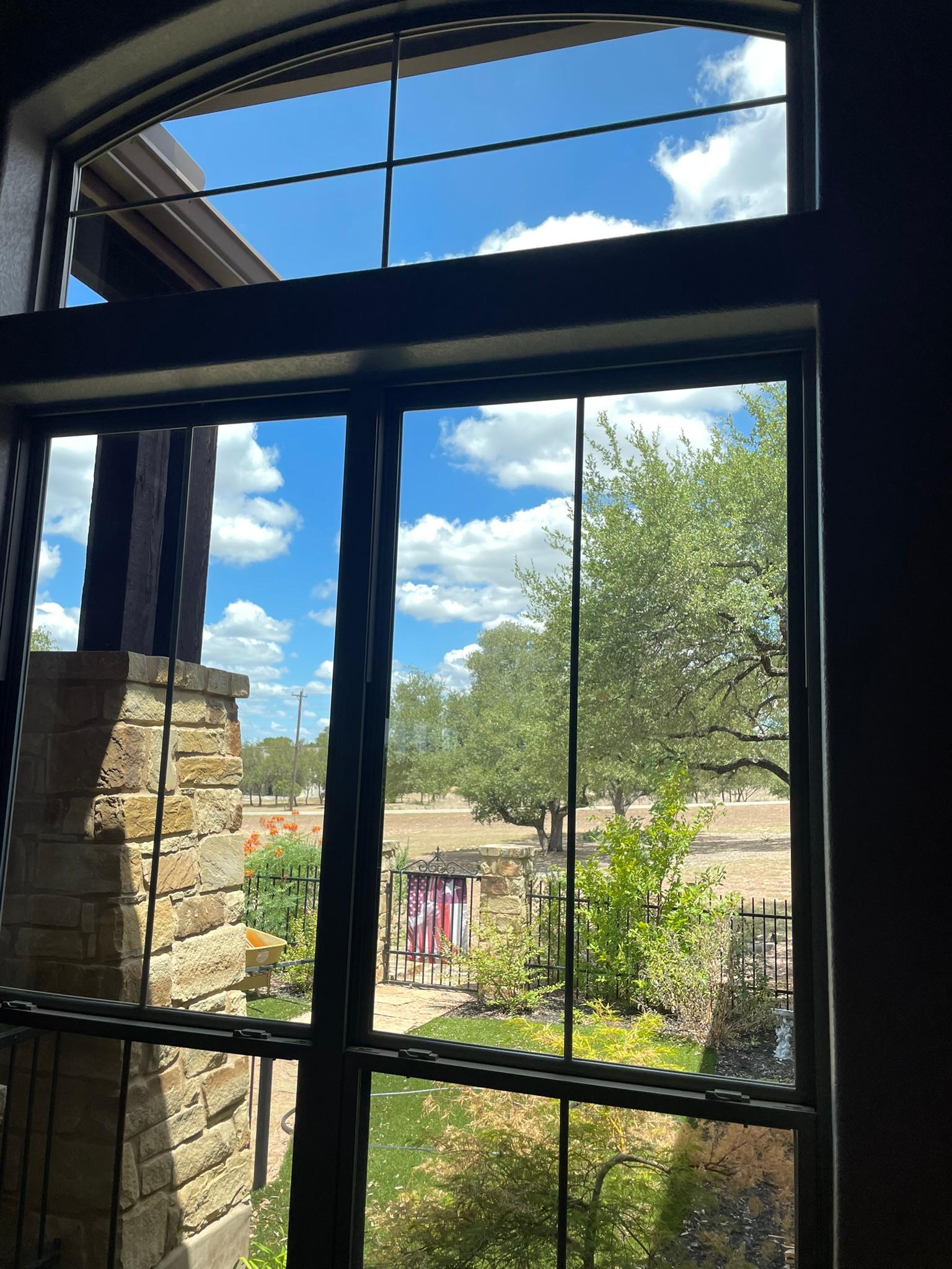 Residential Window Cleaning for Patriot Window Cleaning LLC in Canyon Lake, TX