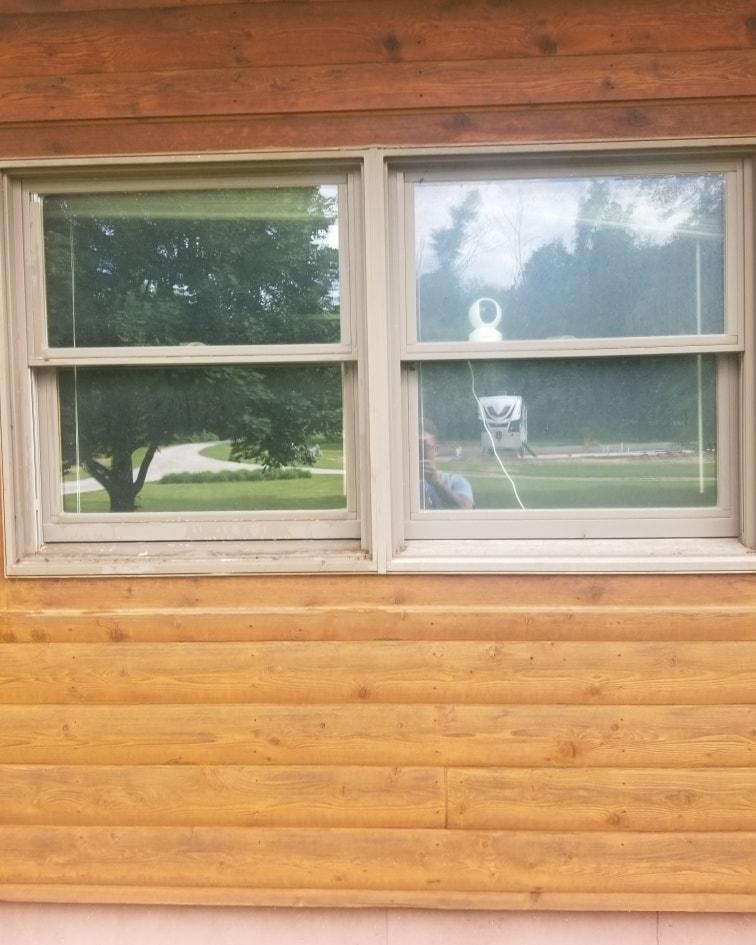 Interior and Exterior Window Cleaning for Paneless Window Cleaning LLC in Iowa City, IA