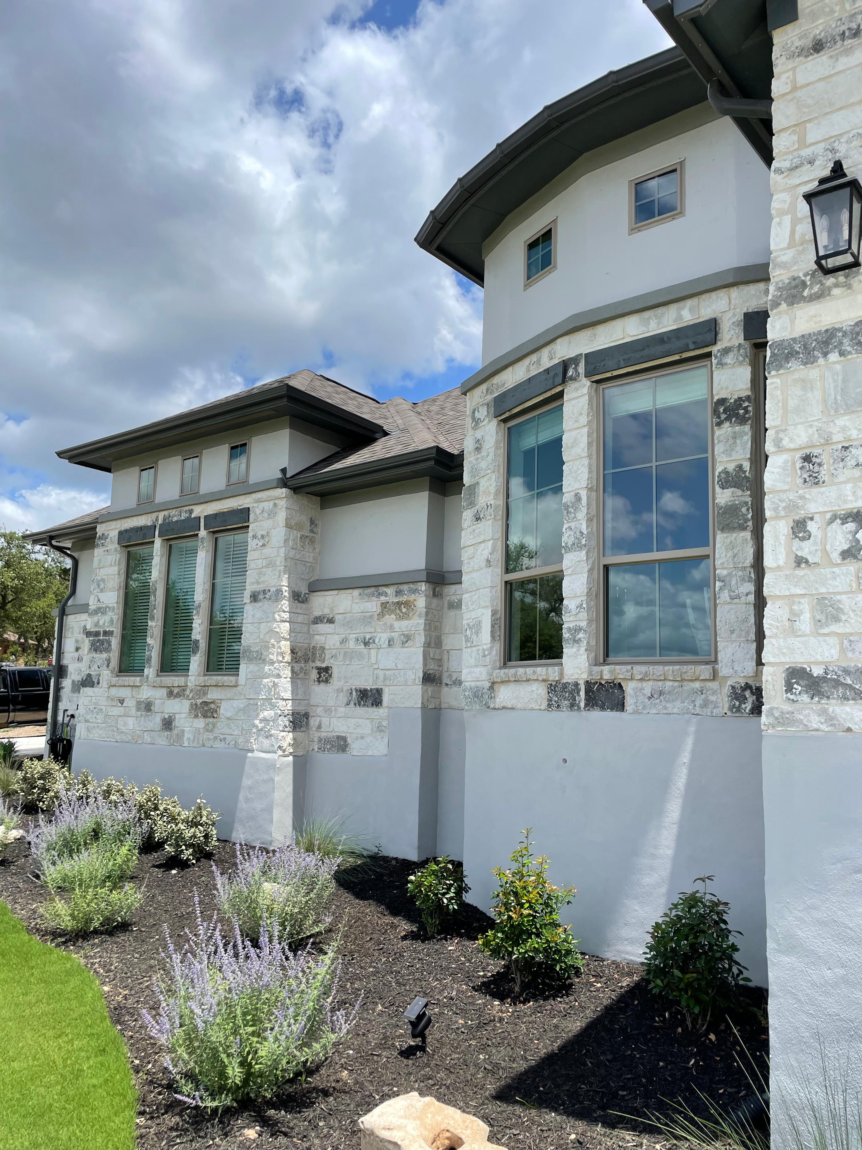 Residential Window Cleaning for Patriot Window Cleaning LLC in Canyon Lake, TX