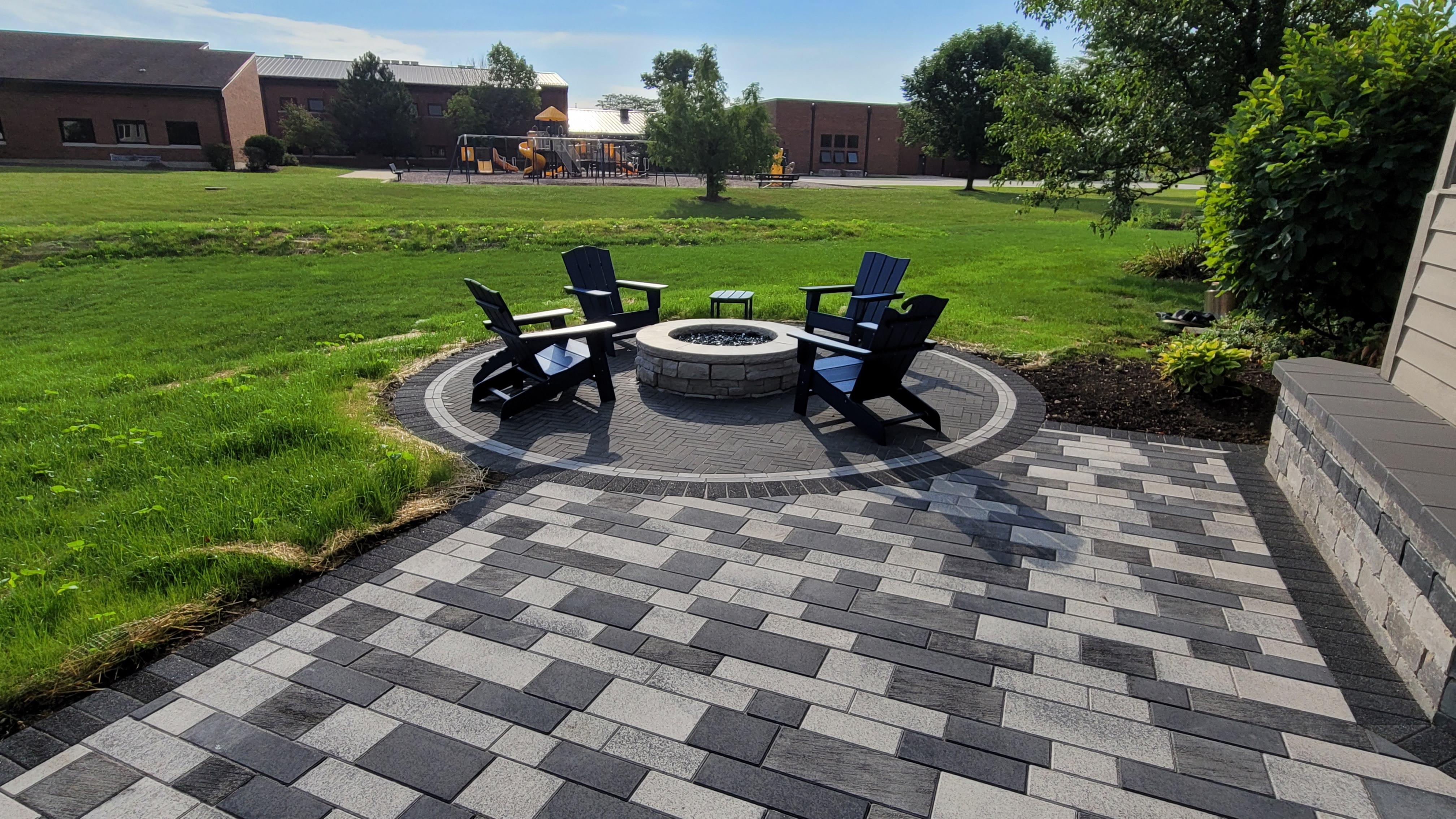 All Photos for Daybreaker Landscapes in McHenry County, Illinois