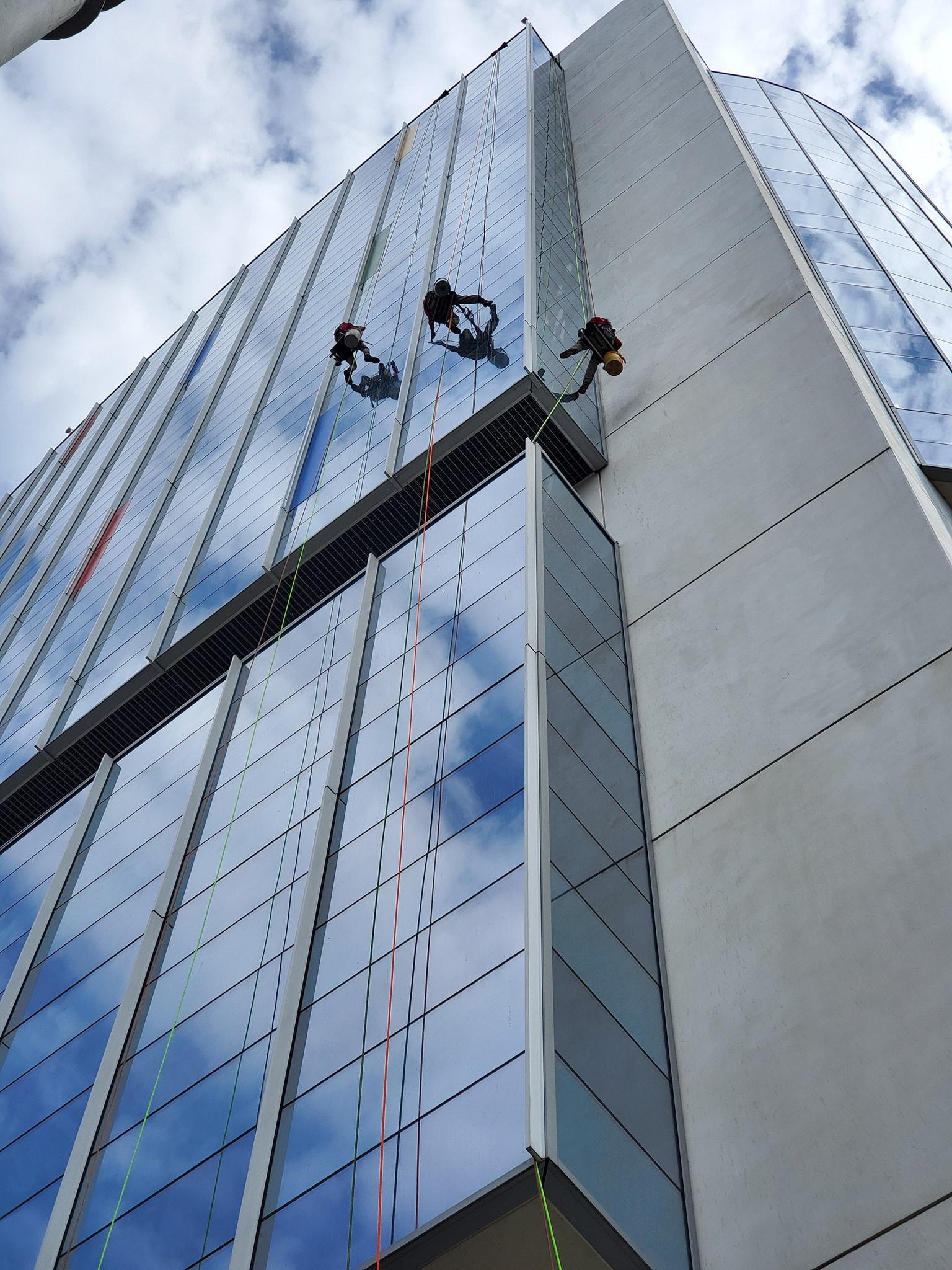 Window Cleaning for Sunlight Building Services in Birmingham, AL