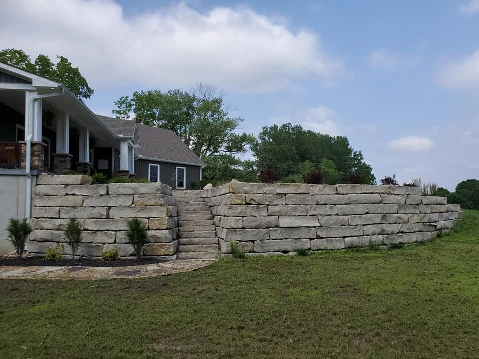 Retaining Wall Construction for Viking Dirtworks and Landscaping in Gallatin, MO