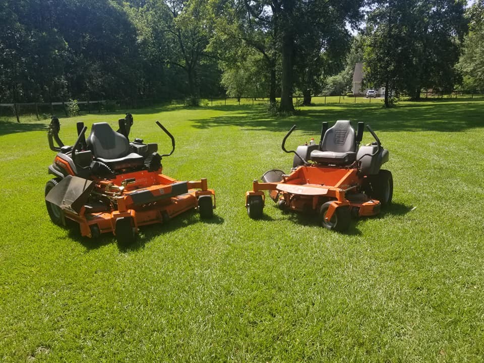 South Montanez Lawn Care team in Fayetteville, NC - people or person