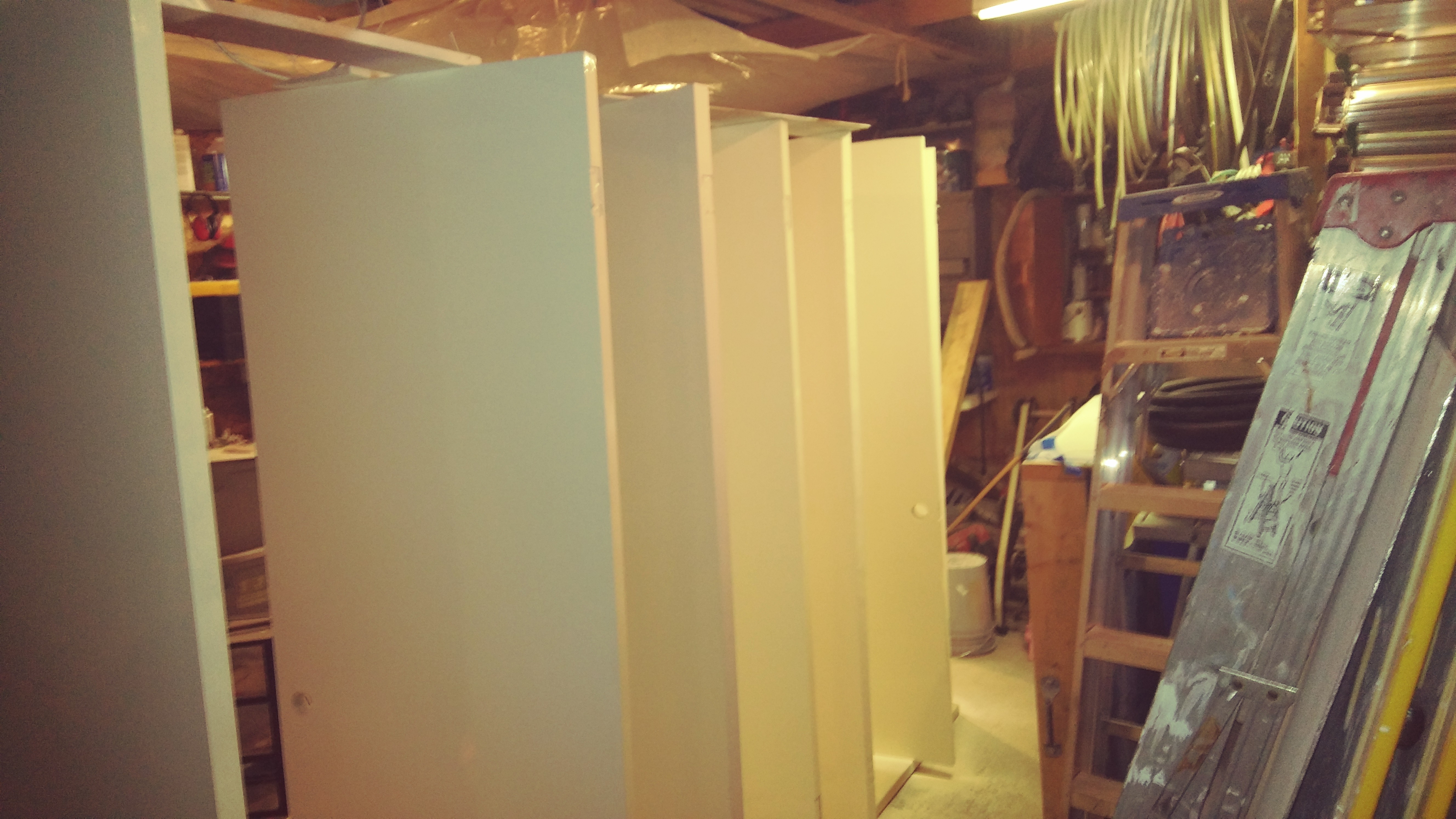 Kitchen and Cabinet Refinishing for Roman Painting in Windham, Ohio