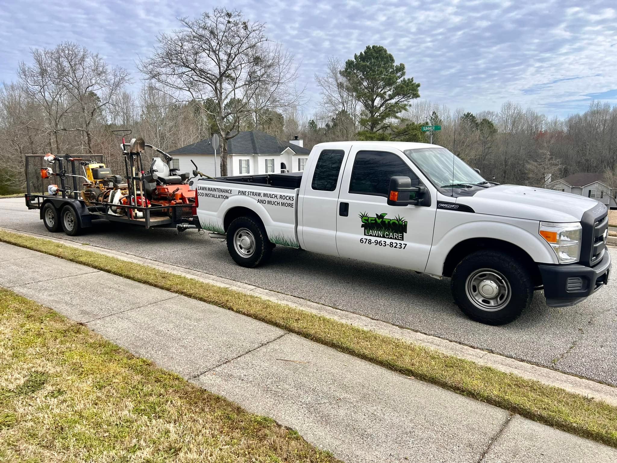 Sexton Lawn Care team in Jefferson, GA - people or person