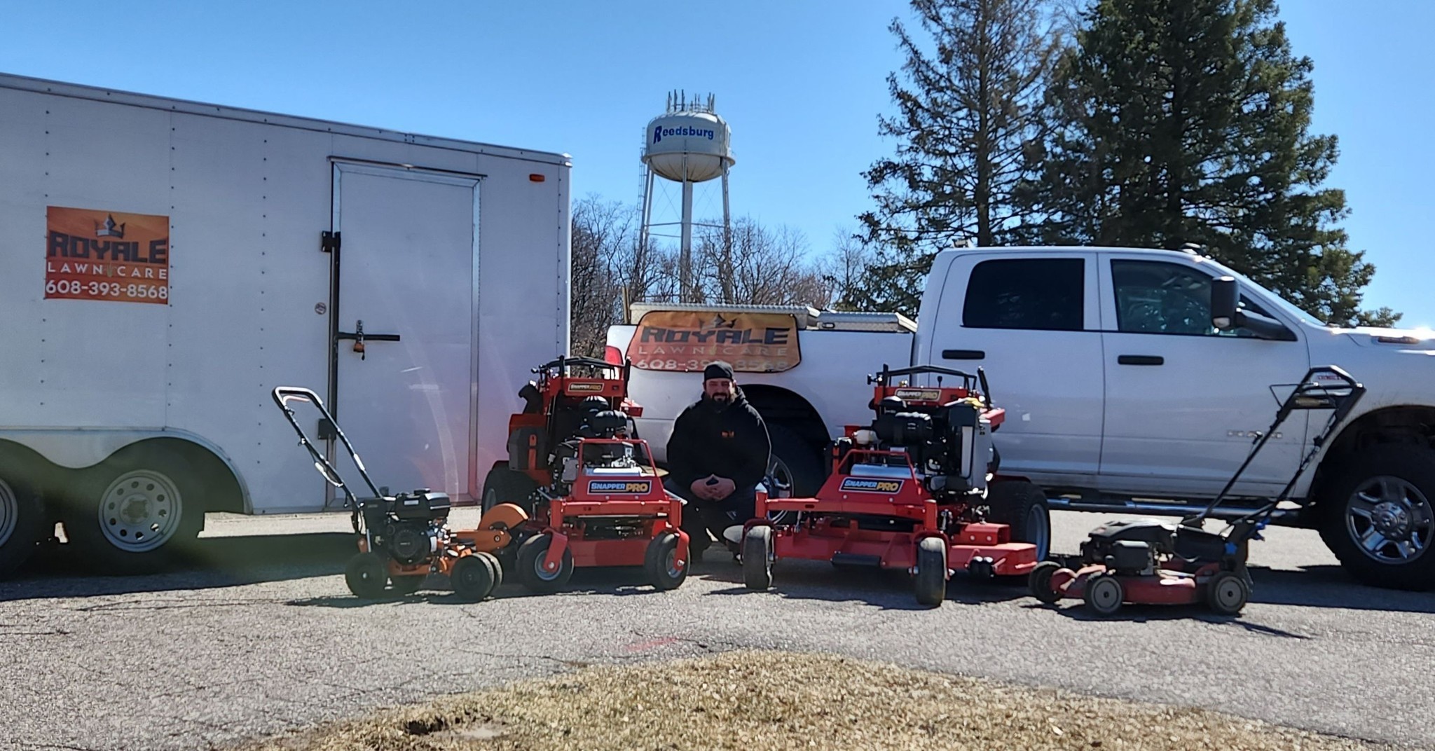 Lawn Care for Royale Lawn Care and Maintenance LLC in Reedsburg, WI