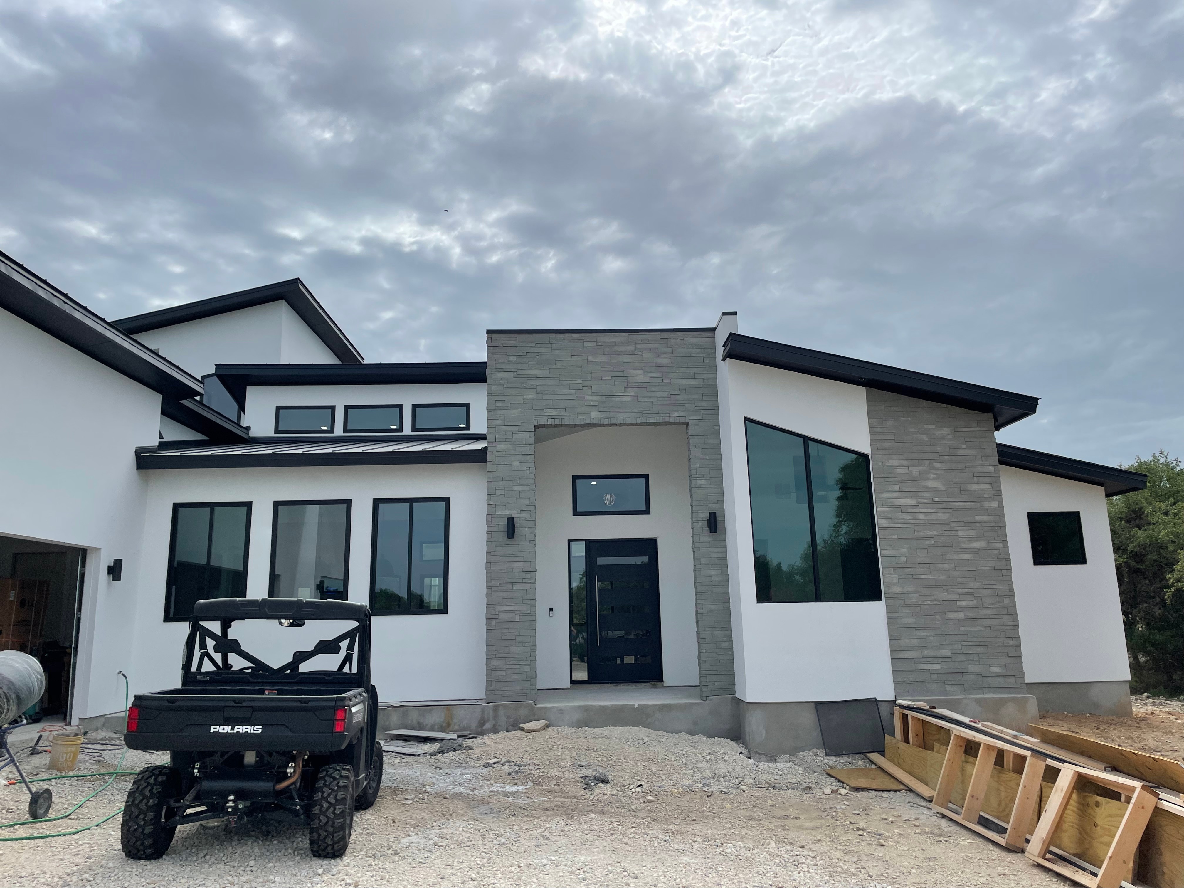 Construction Window Cleaning for Patriot Window Cleaning LLC in Canyon Lake, TX