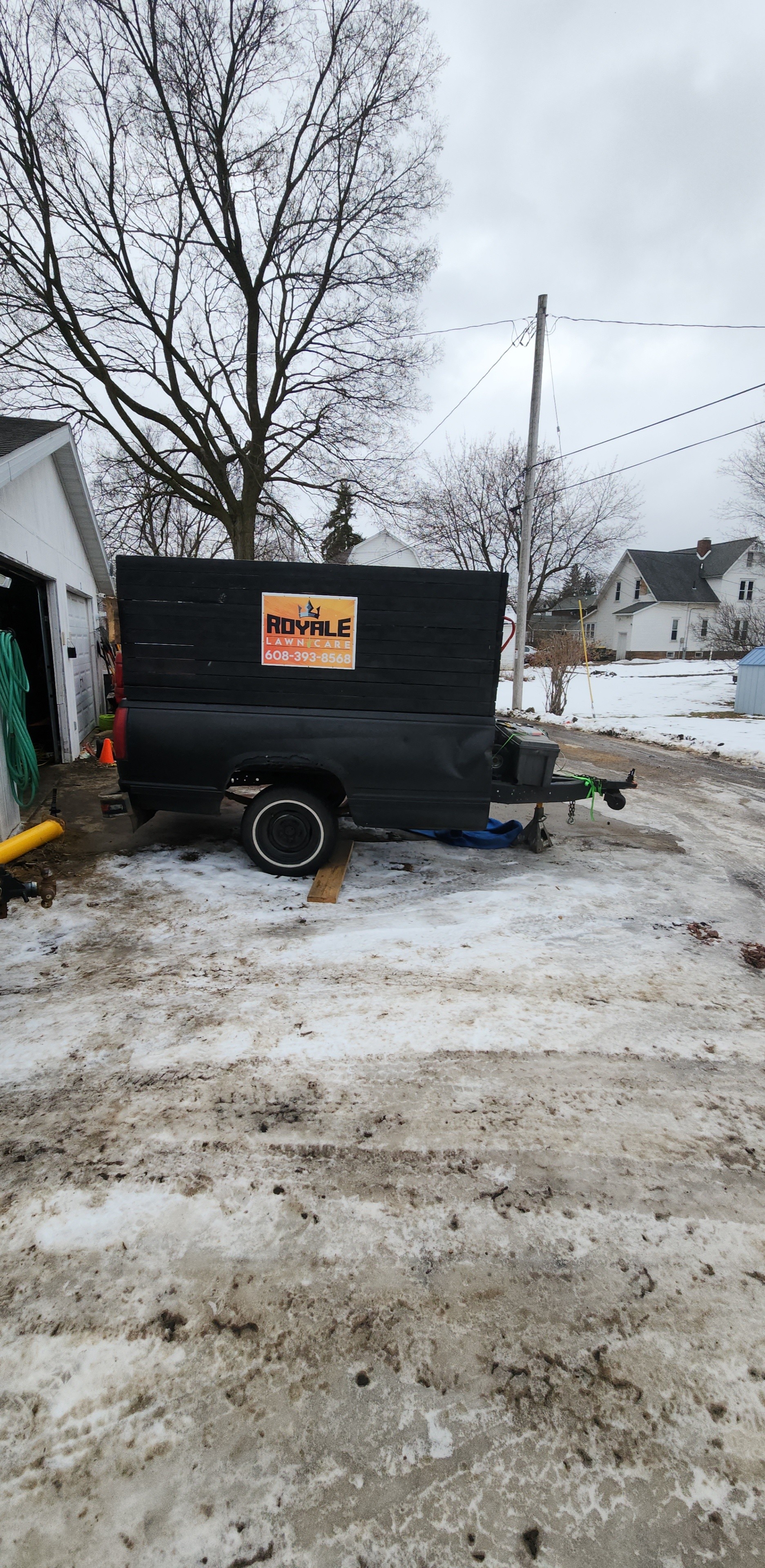 Dumpster Rental for Royale Lawn Care and Maintenance LLC in Reedsburg, WI