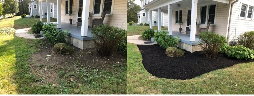 Mulching for Robbie's Lawn Care, LLC in Middletown, OH