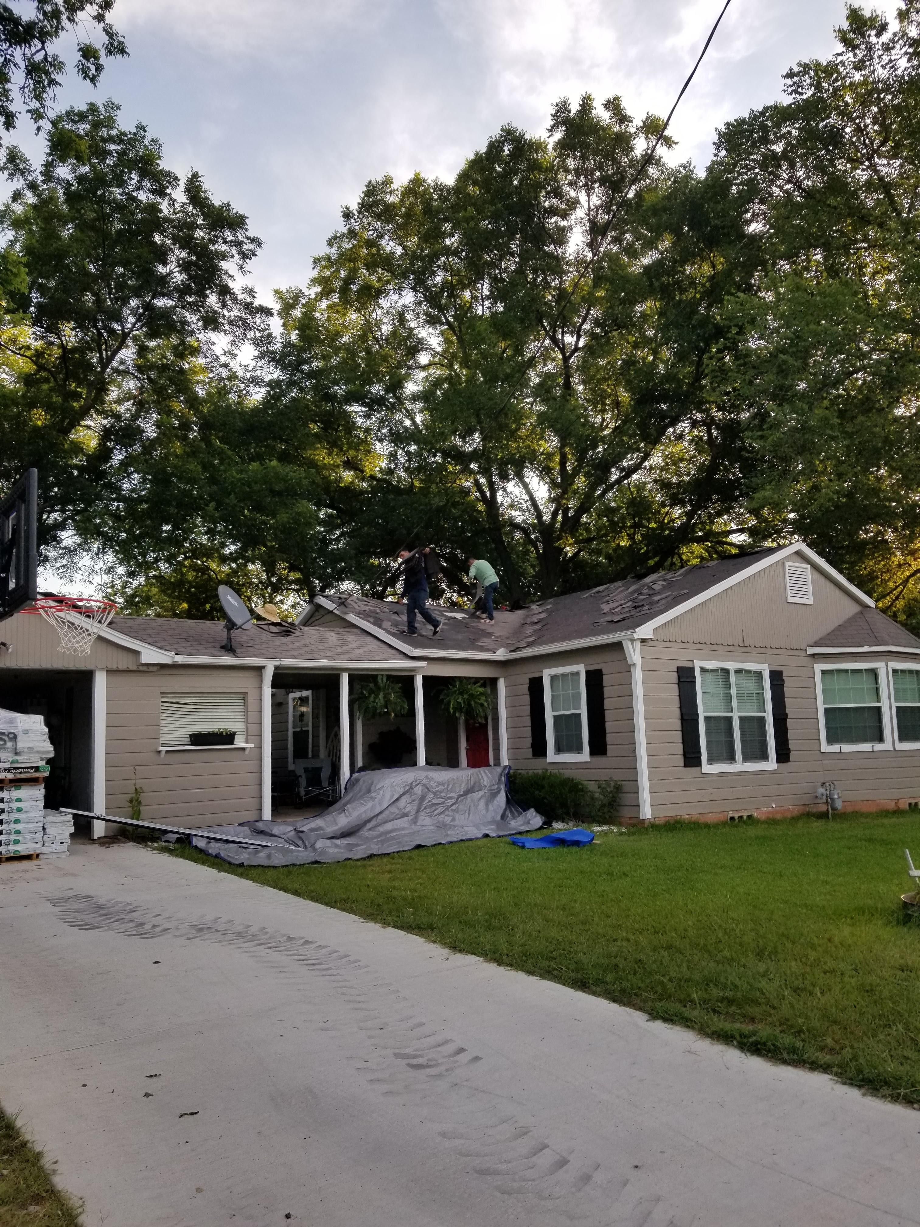 Roofing Installation for Luna's Roofing LLC in Longview, Texas