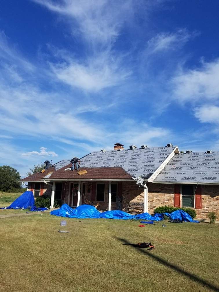 Roofing Installation for Luna's Roofing LLC in Longview, Texas