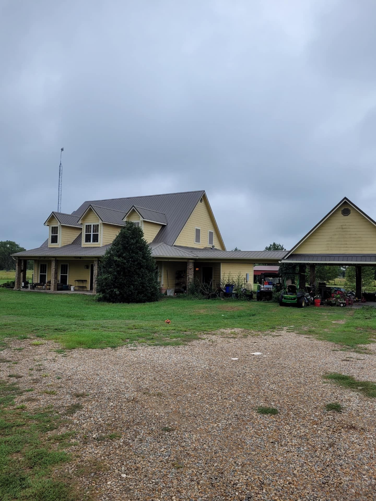 Roofing Installation for Luna's Roofing LLC in Longview, Texas