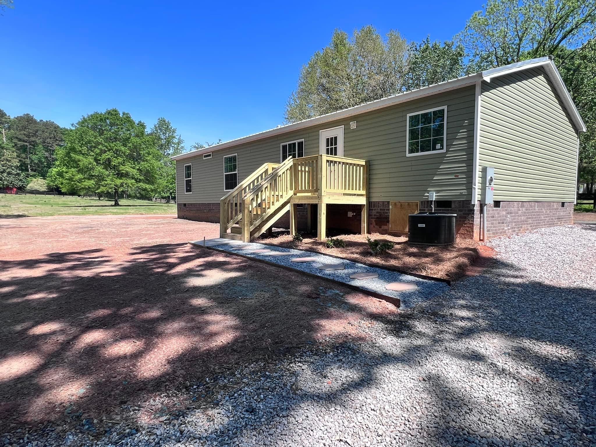 Weekly Maintenance for Sexton Lawn Care in Jefferson, GA