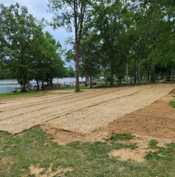 All Photos for Muddy Paws Landscaping in Lugoff, SC
