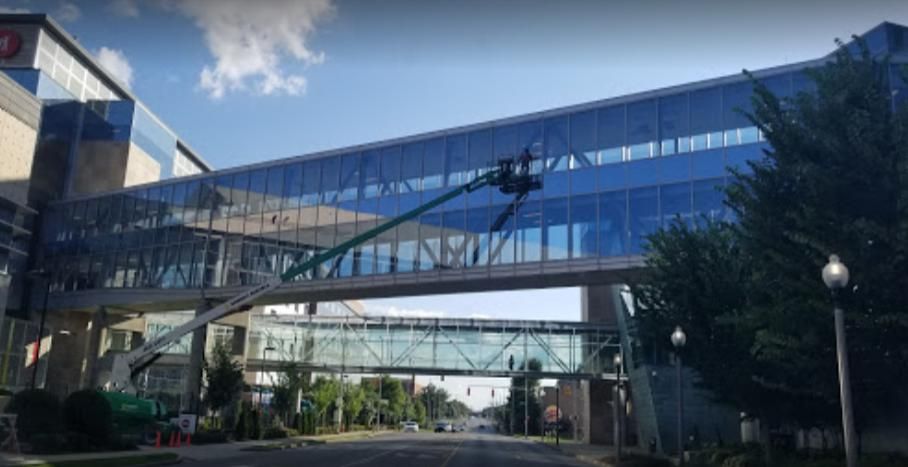 Pressure Washing for Sunlight Building Services in Birmingham, AL